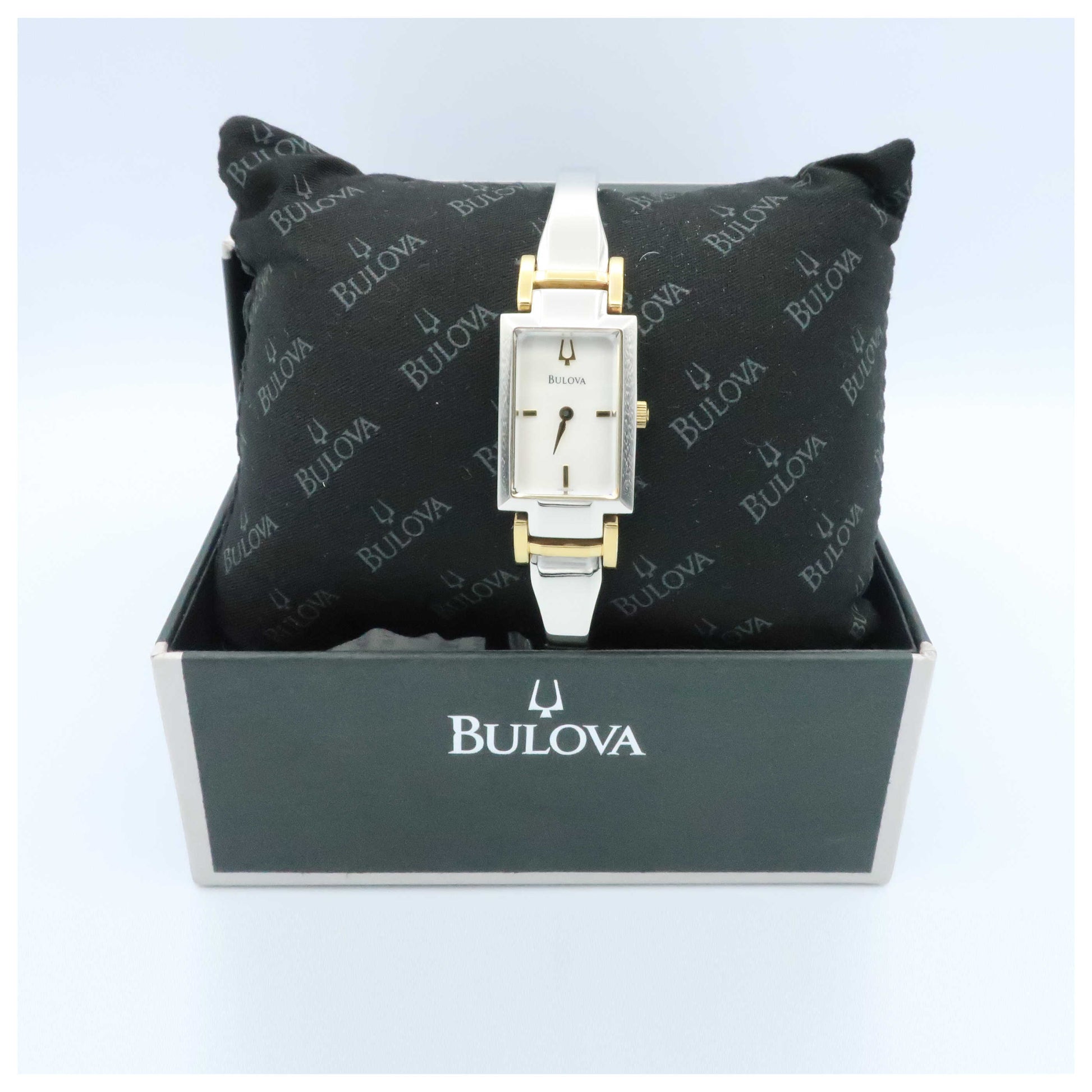 Bulova Dress Women's Japanese Quartz (Battery-Powered) Watch 98L149-SDV - Image #6