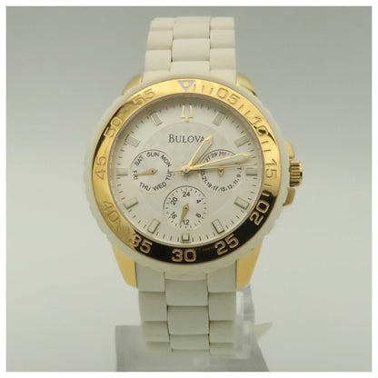 Front view of Bulova Classic Women's Japanese Quartz (Battery-Powered) Watch 98N102-SD
