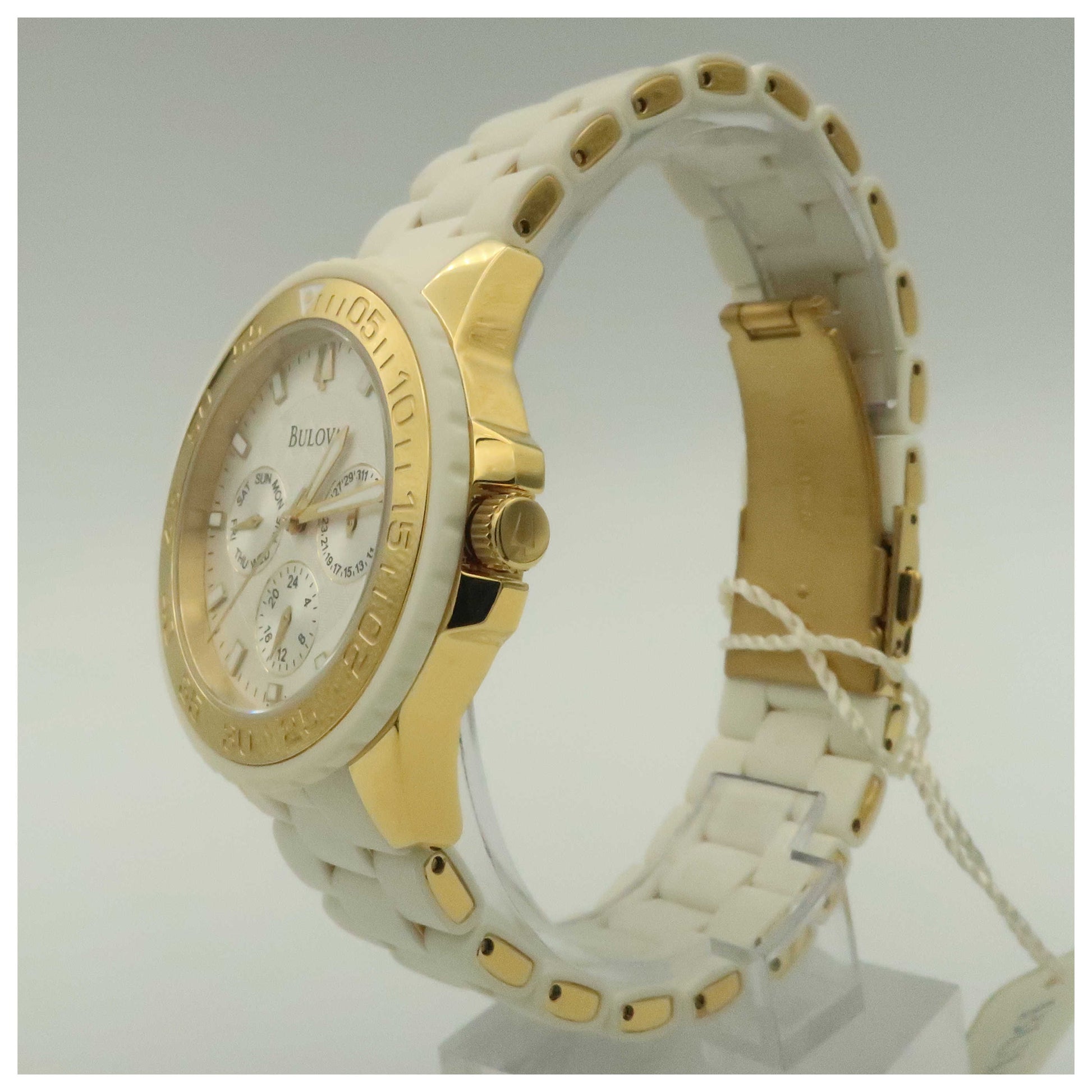 Bulova Classic Women's Japanese Quartz (Battery-Powered) Watch 98N102-SD - Image #4