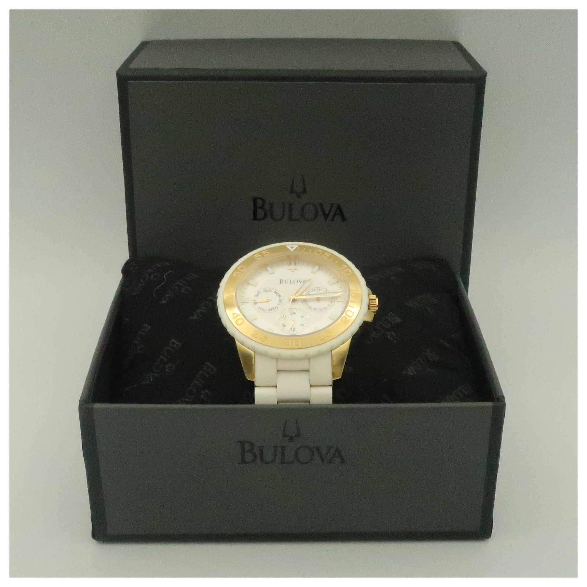 Bulova Classic Women's Japanese Quartz (Battery-Powered) Watch 98N102-SD - Image #6