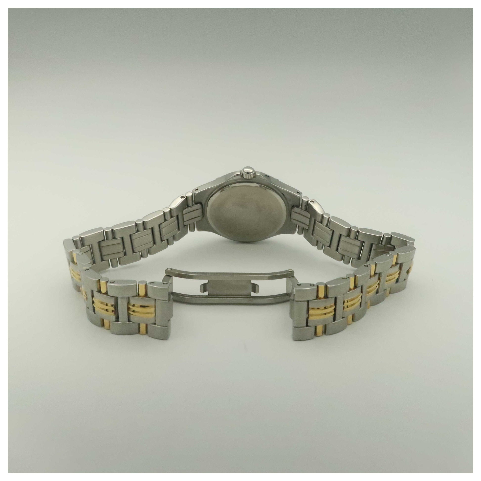 Bulova Diamonds Women's Quartz Watch 98P116-PO - Image #7