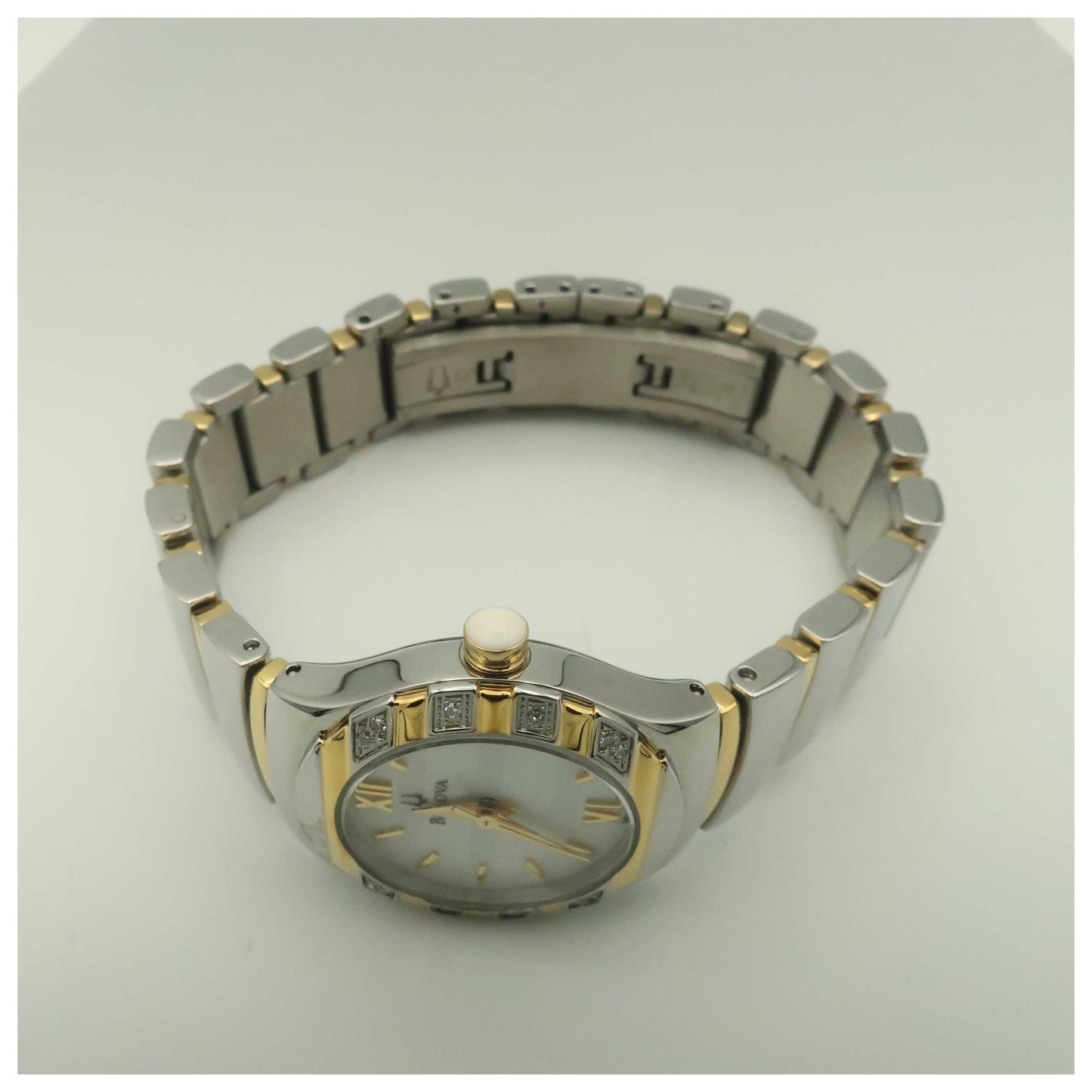 Bulova Diamonds Women's Quartz Watch 98R000-PO - Image #8