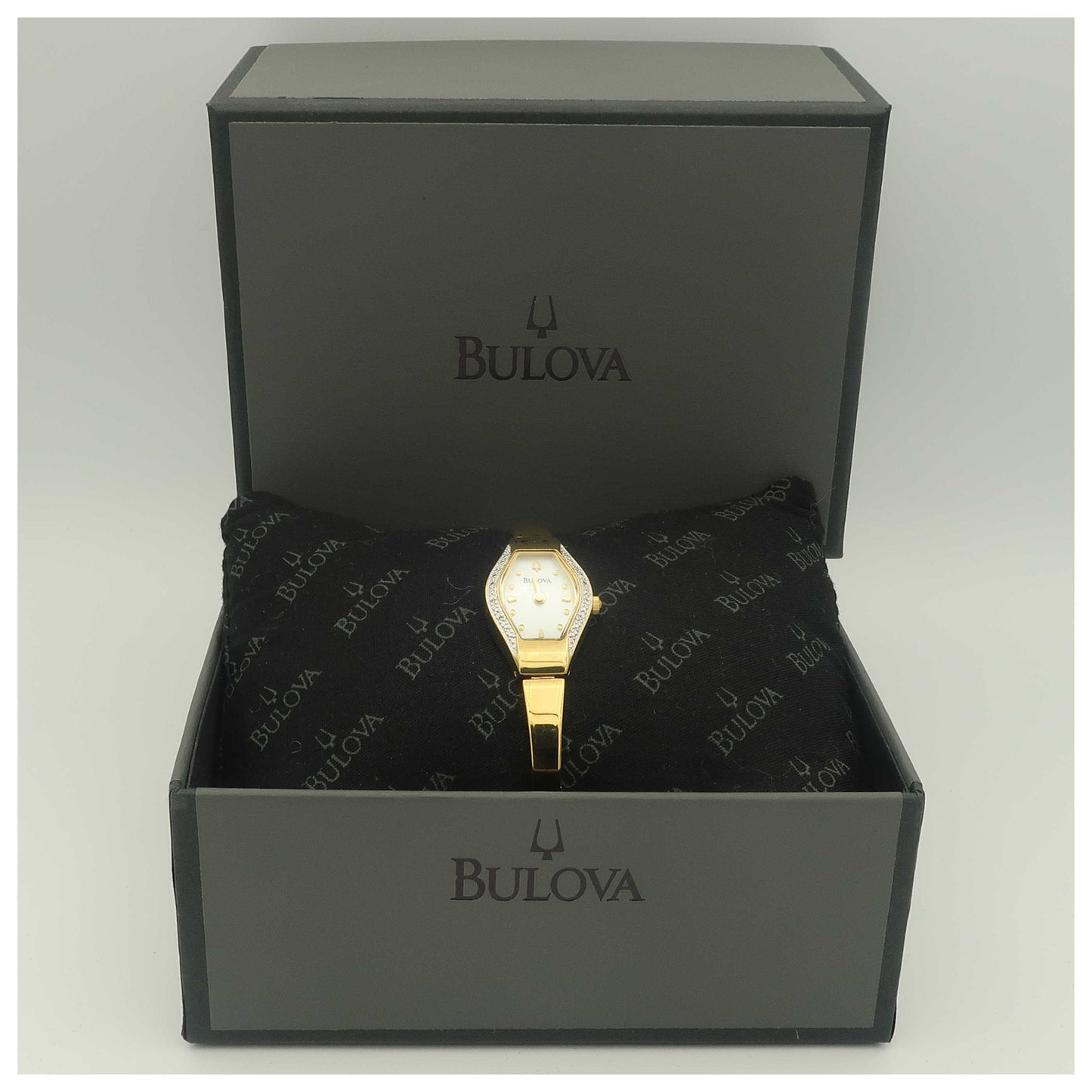 Bulova Bangle Women's Quartz Watch 98R105-PO - Image #6