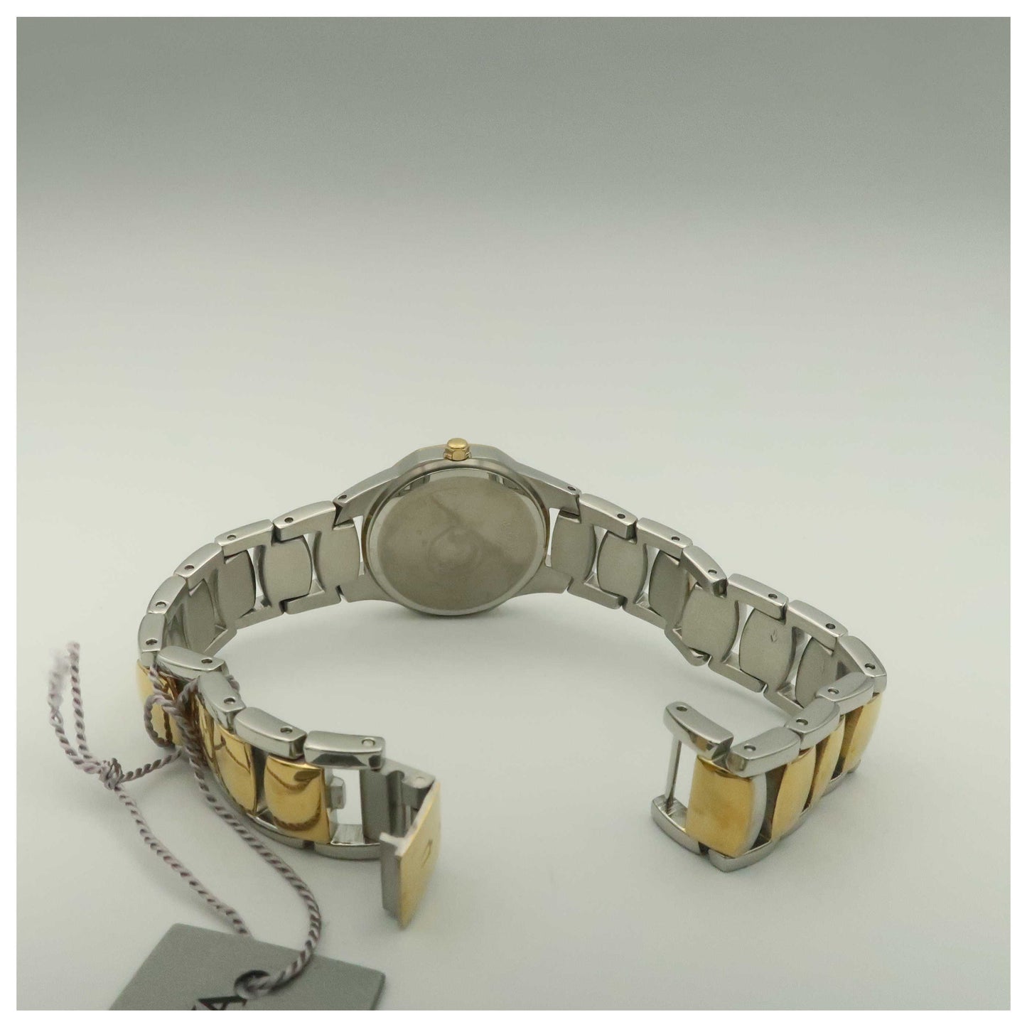 Bulova Diamonds Women's Quartz Watch 98R106-PO - Image #2