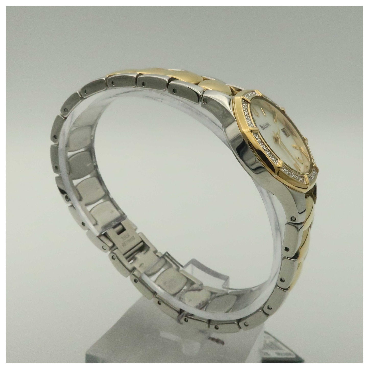 Bulova Diamonds Women's Quartz Watch 98R106-PO - Image #3