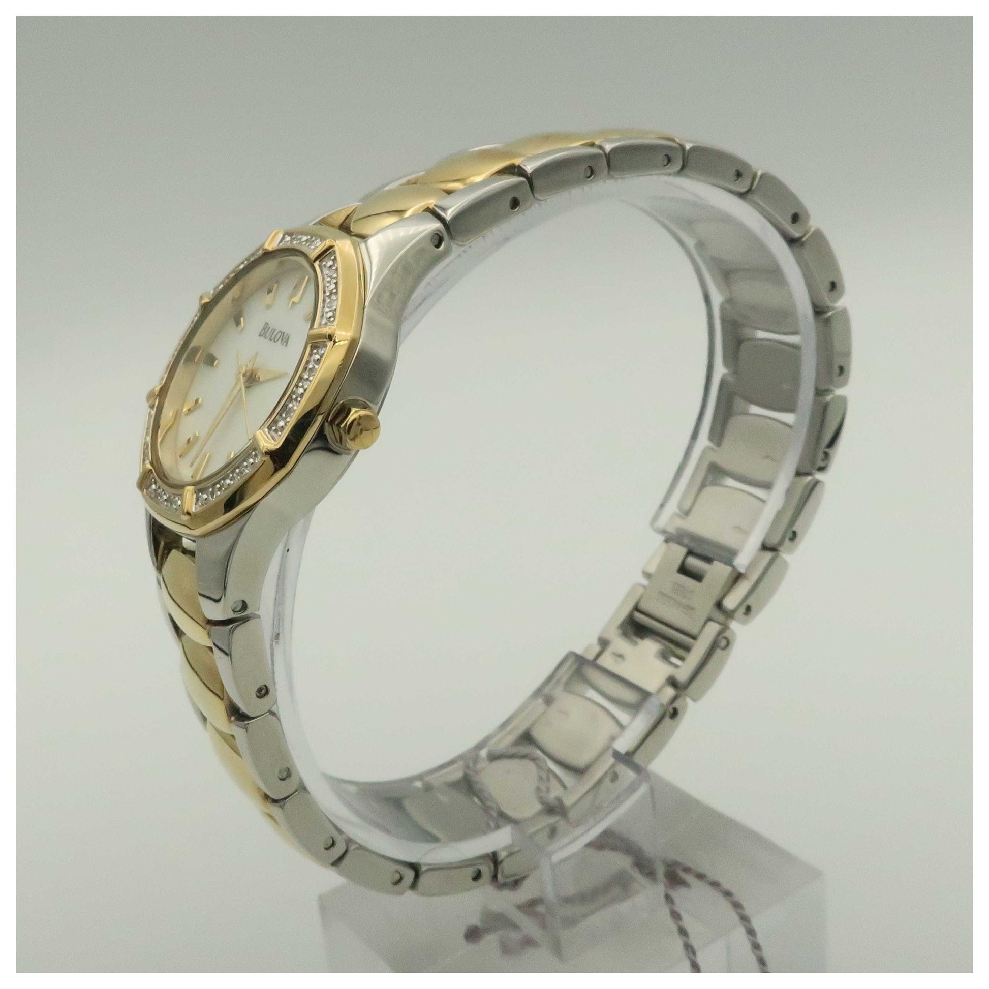 Bulova Diamonds Women's Quartz Watch 98R106-PO - Image #4