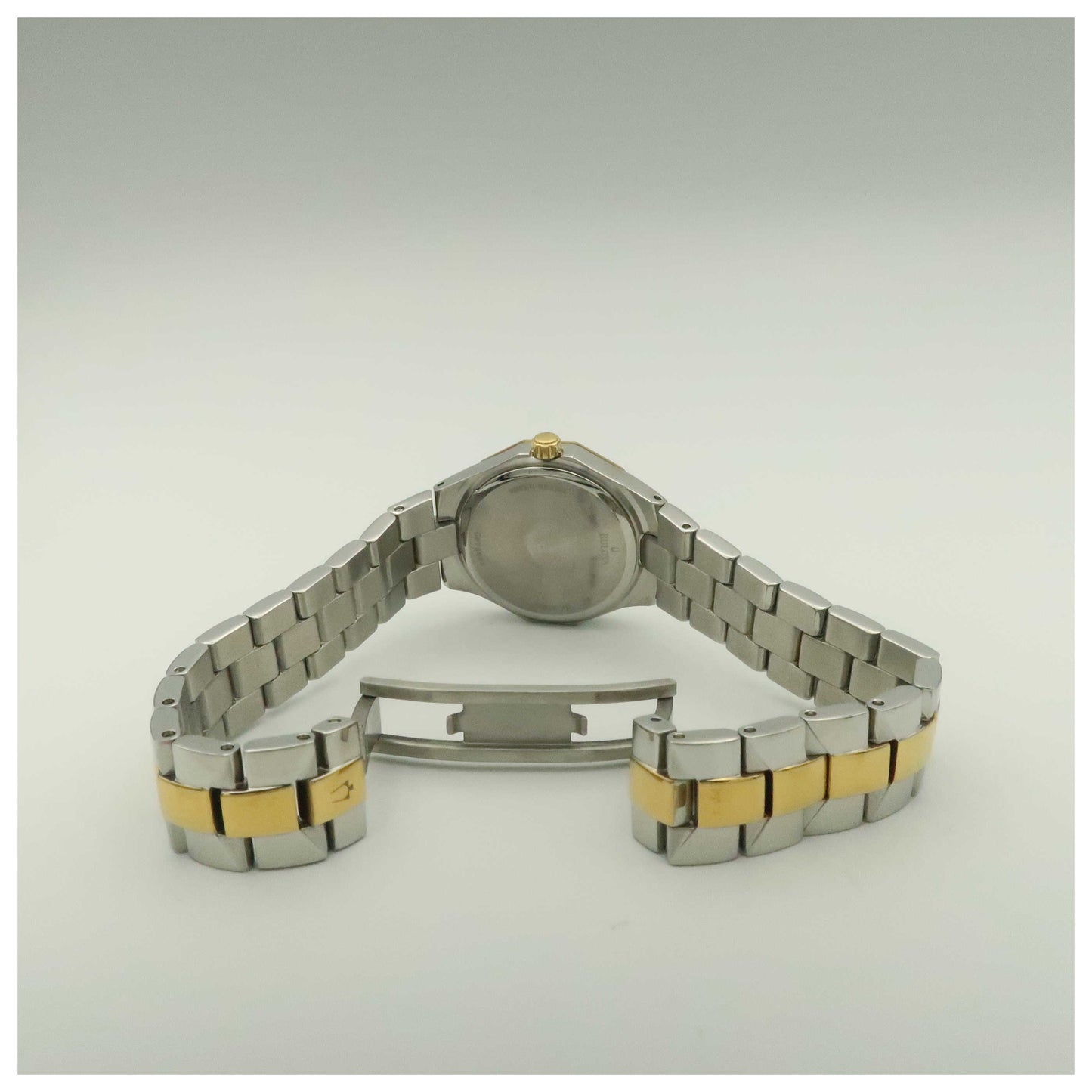 Bulova Diamonds Women's Quartz Watch 98R110-SDV - Image #2