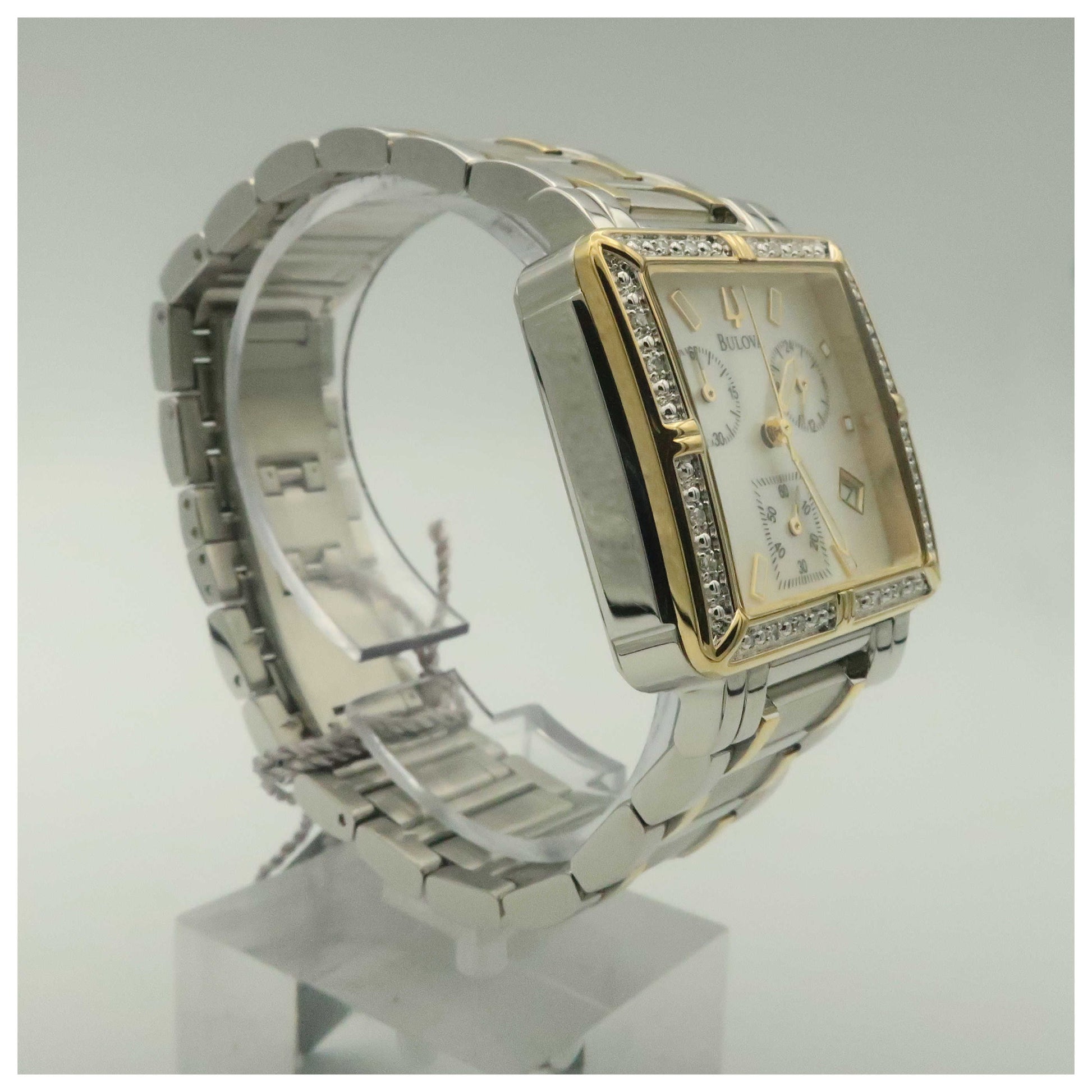 Bulova Diamonds Women's Quartz Watch 98R123-PO - Image #3