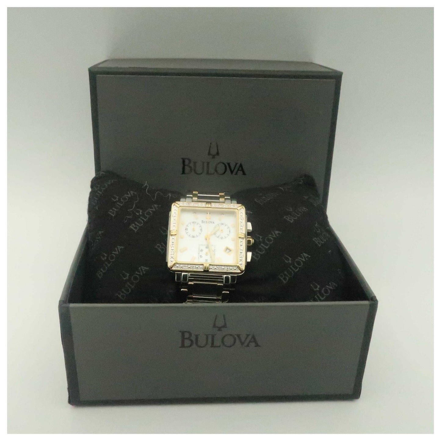 Bulova Diamonds Women's Quartz Watch 98R123-PO - Image #6
