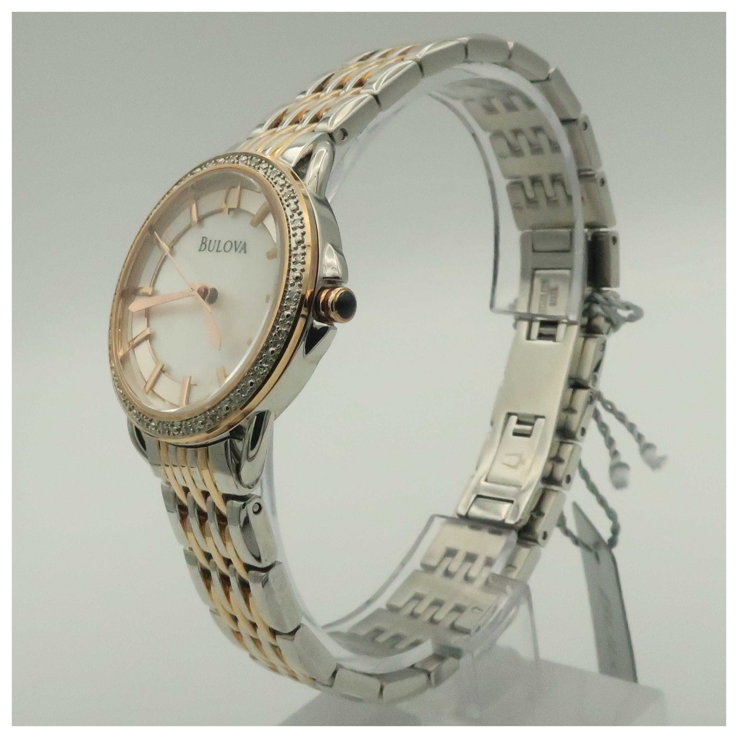 Bulova Diamonds Women's Japanese Quartz (Battery-Powered) Watch 98R144-PO - Image #4