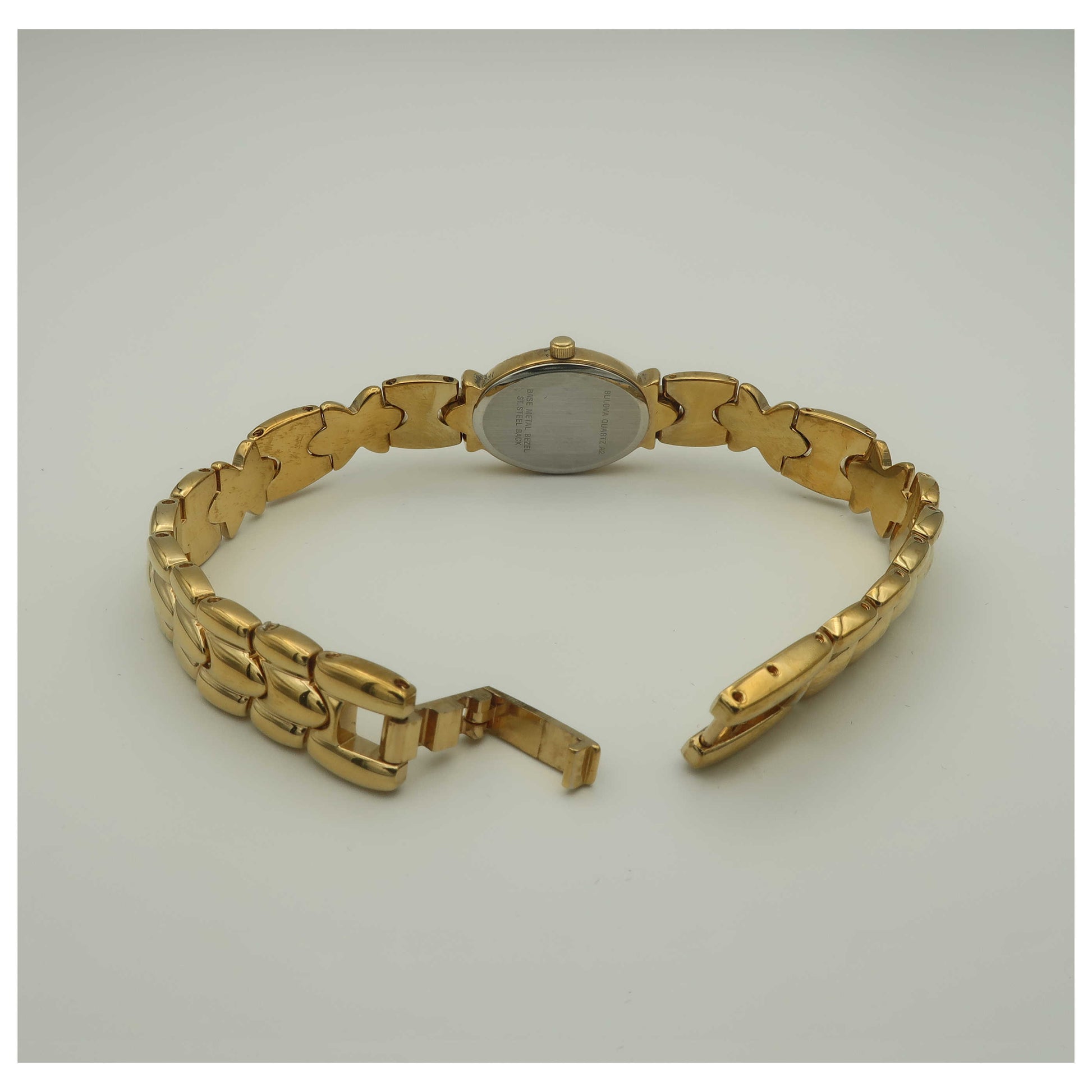 Bulova Diamonds Women's Quartz Watch 98R34-PO - Image #7