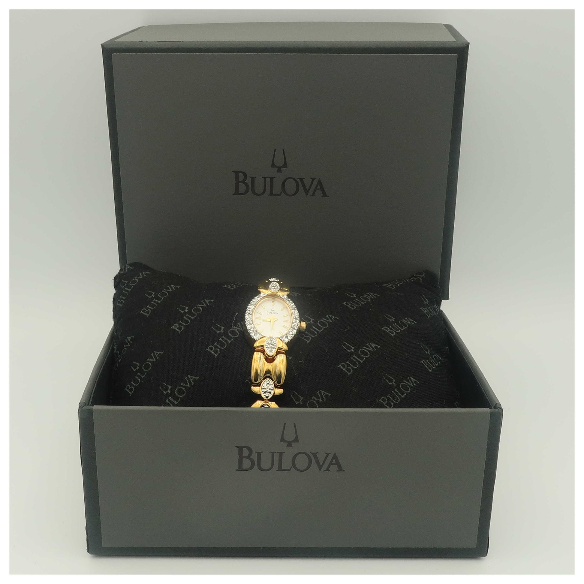 Bulova Diamonds Women's Quartz Watch 98R34-PO - Image #6