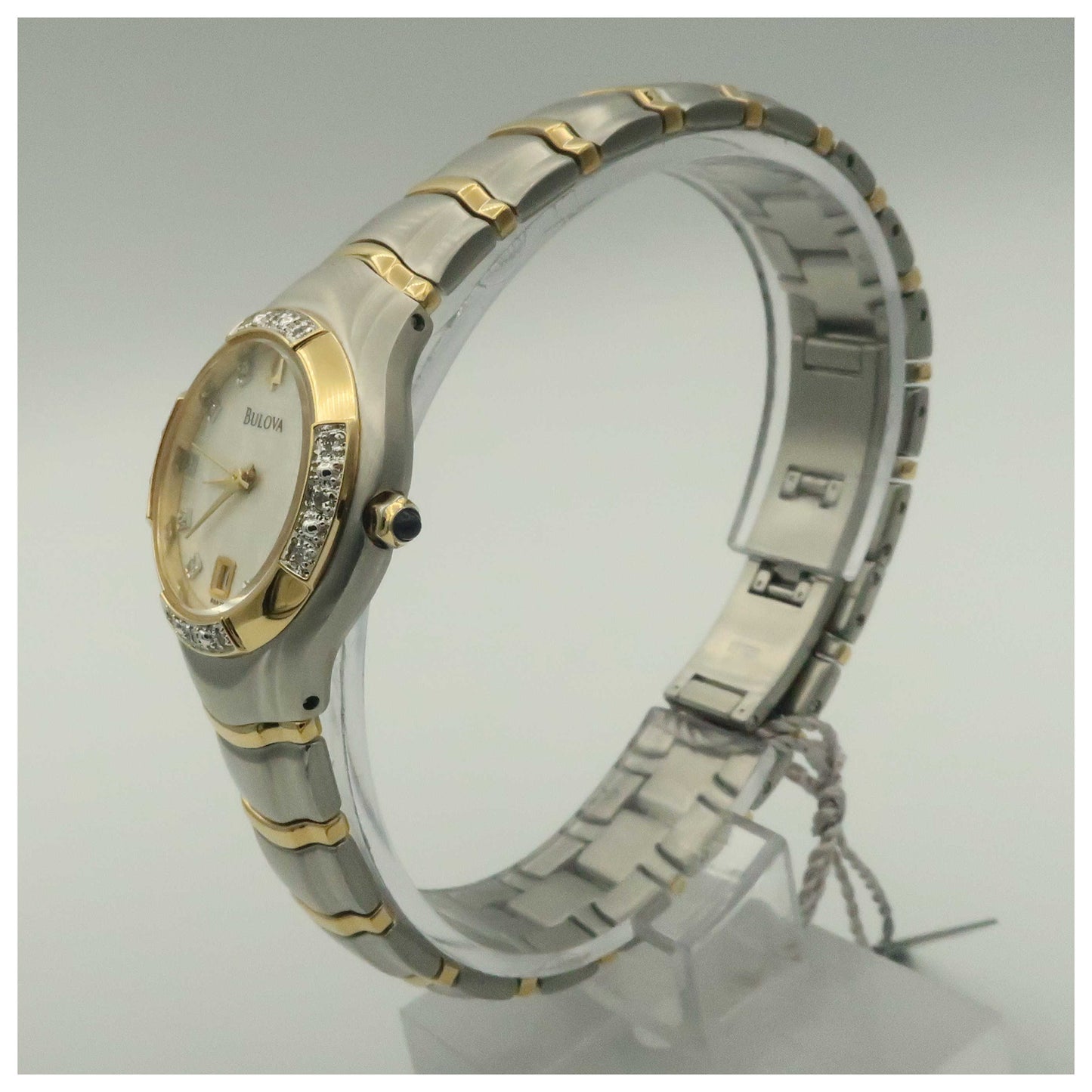 Bulova Diamonds Women's Quartz Watch 98R70-SDV - Image #4