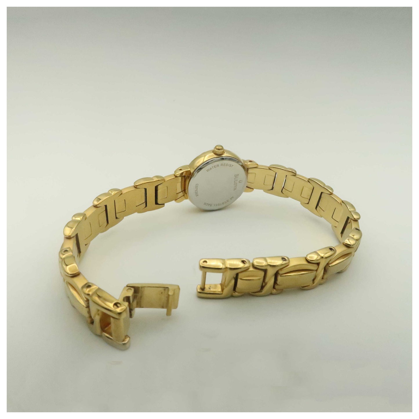 Bulova Bracelet Women's Swiss Quartz (Battery-Powered) Watch 98R88-PO - Image #7