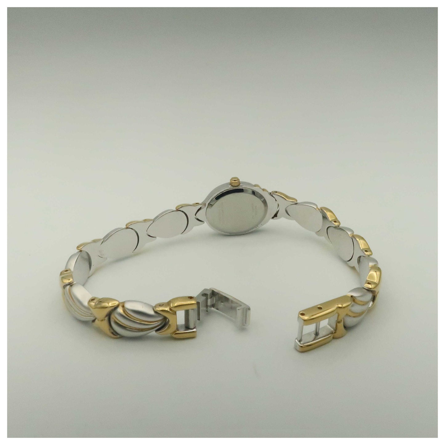 Bulova Bracelet Women's Quartz Watch 98T00-PO - Image #7