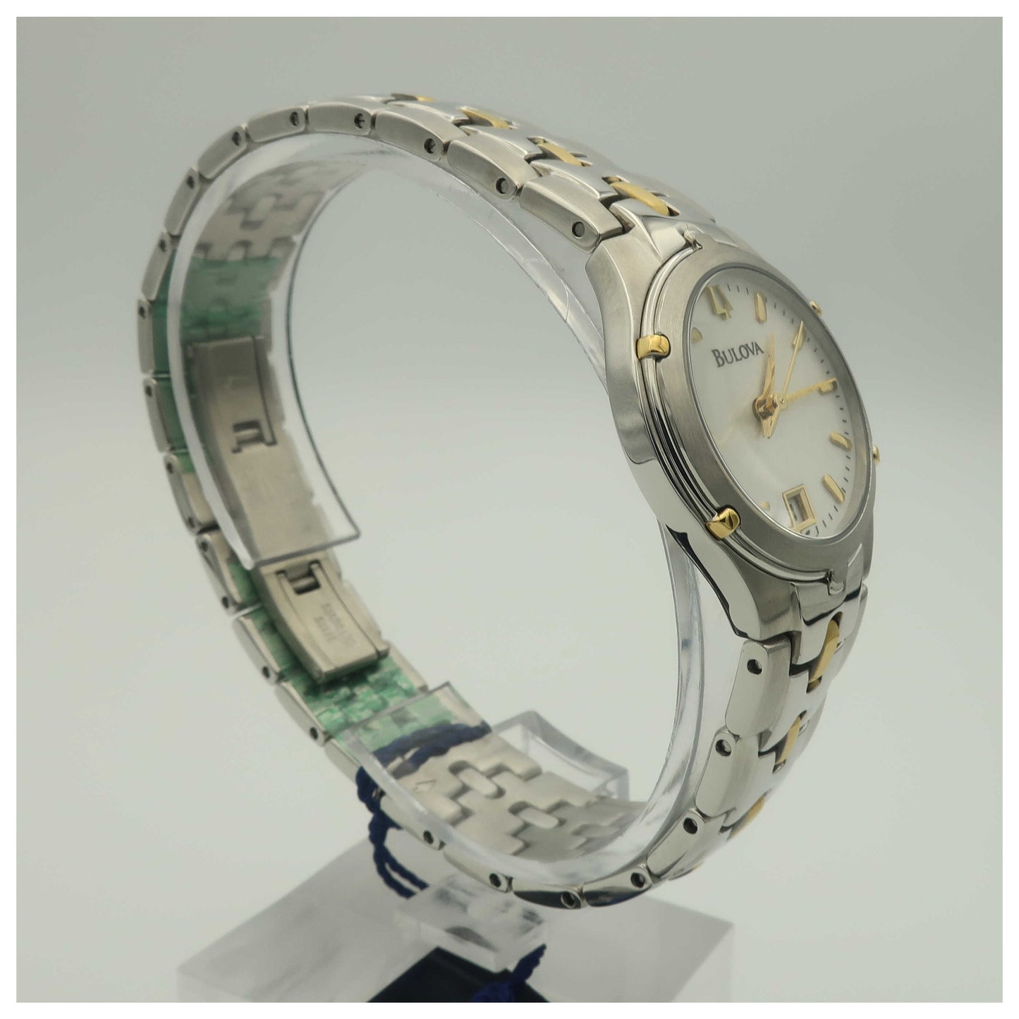 Bulova Dress Women's Quartz Watch 98U33-PO - Image #3