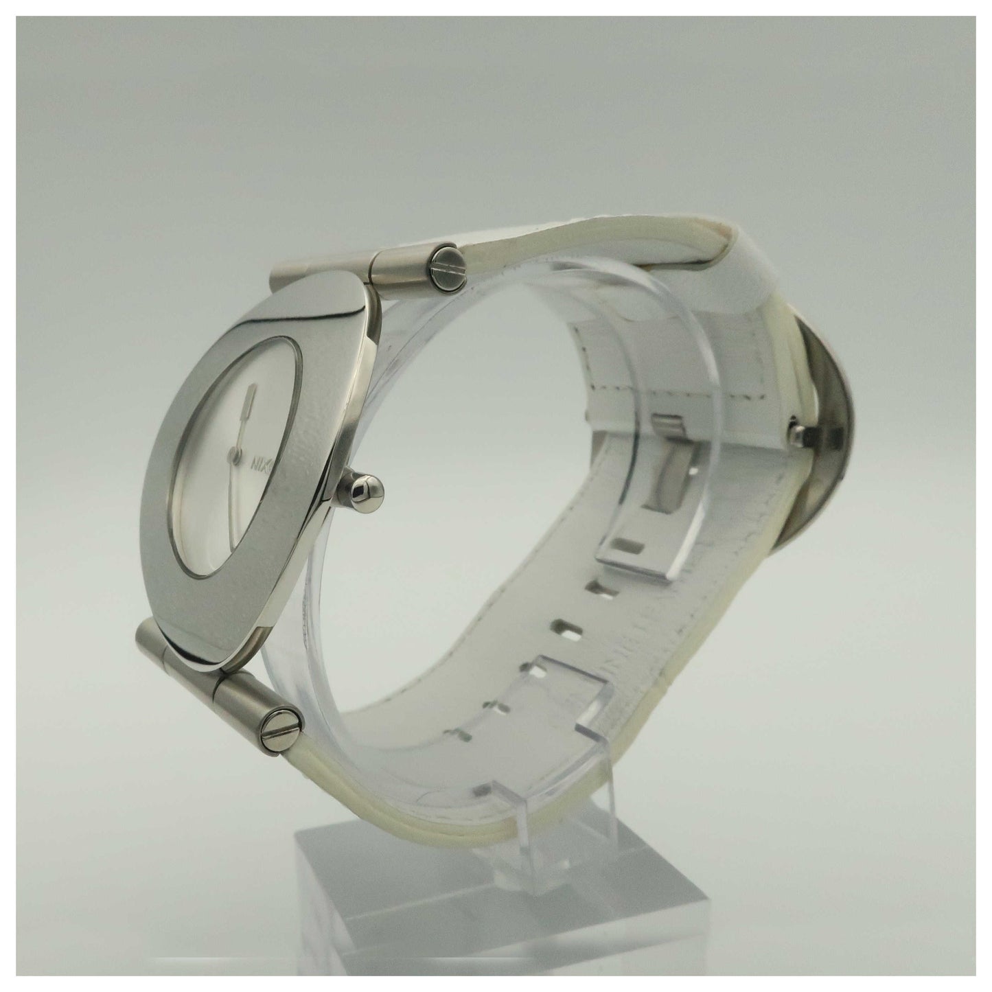 Nixon The Superior Women's Japanese Quartz (Battery-Powered) Watch A234100-00-PO - Image #4