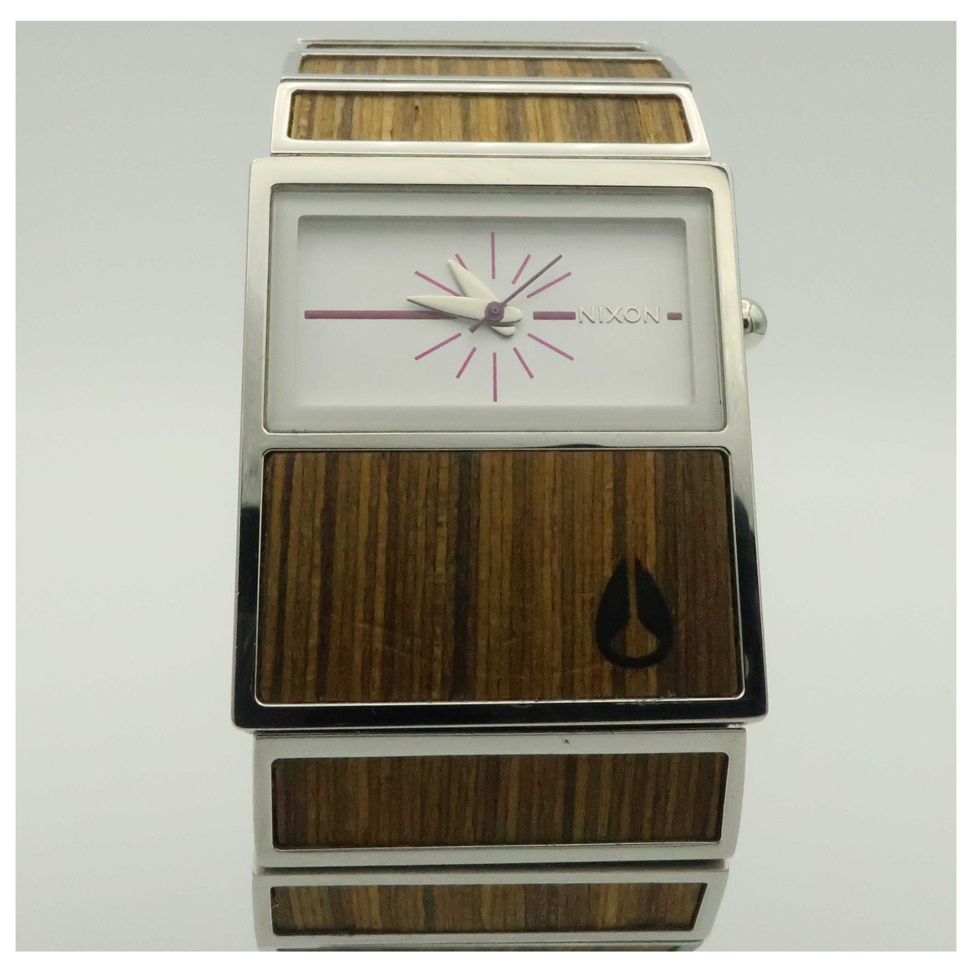 Front view of Nixon The Chalet Women's Japanese Quartz (Battery-Powered) Watch A575439-00-PO
