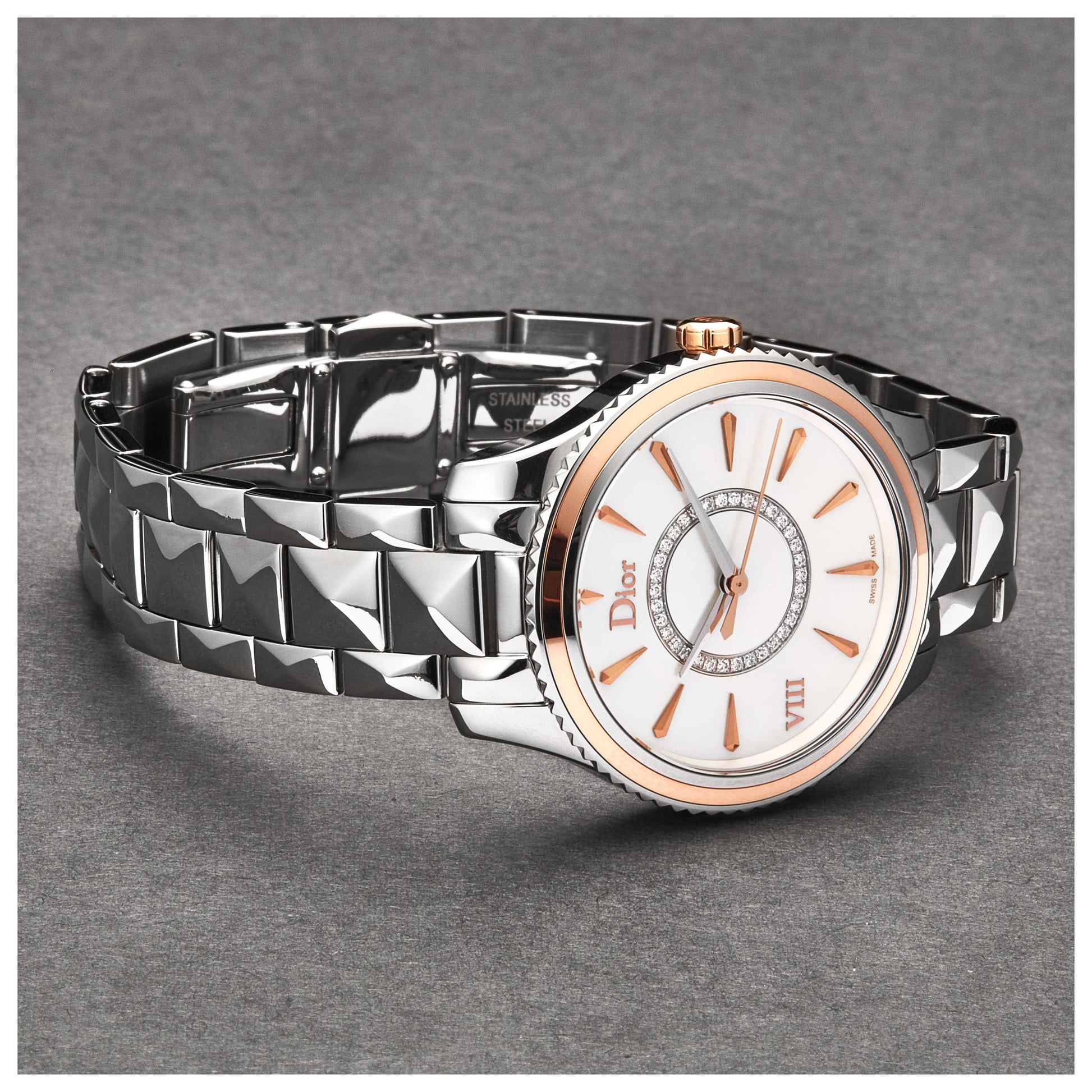 Right view of Christian Dior Montaigne Women's Quartz Watch CD1521I0M001