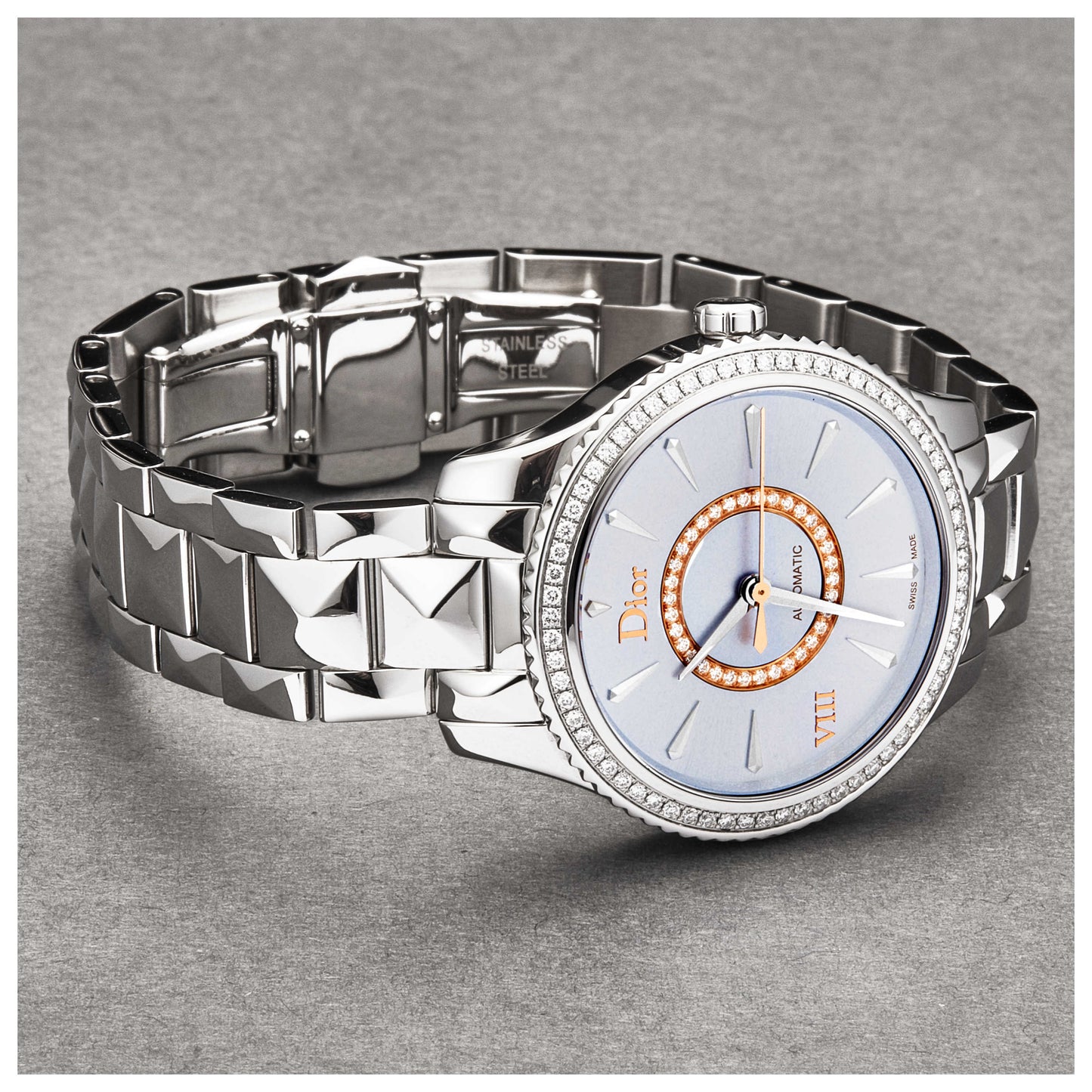 Right view of Christian Dior Montaigne Women's Automatic Watch CD152510M001