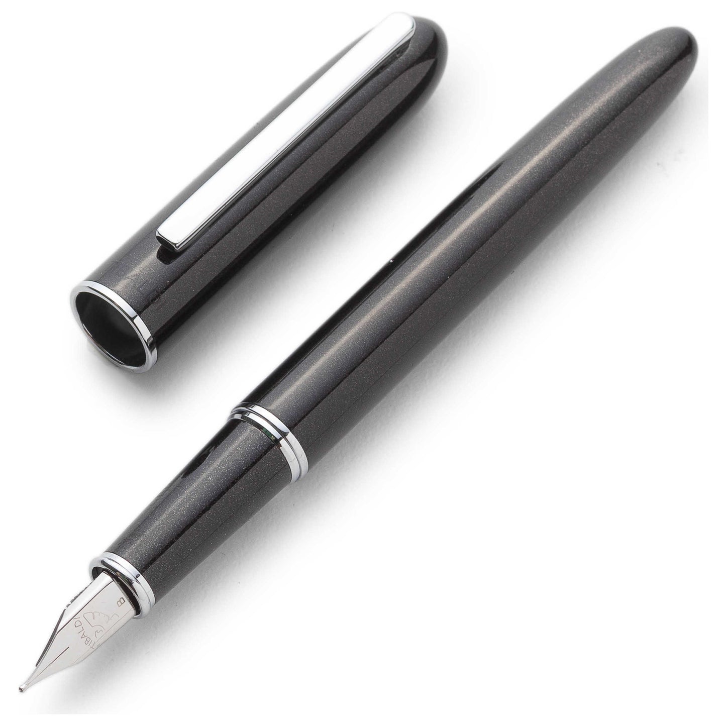 Right view of Tibaldi by Montegrappa Infrangible Pen DSC-237_FP-B