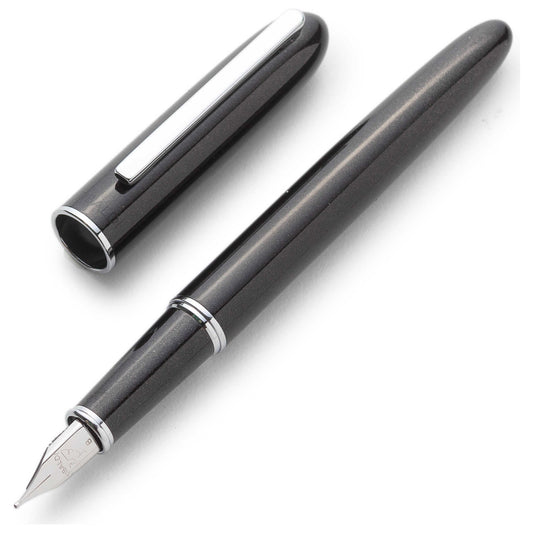 Right view of Tibaldi by Montegrappa Infrangible Pen DSC-237_FP-F