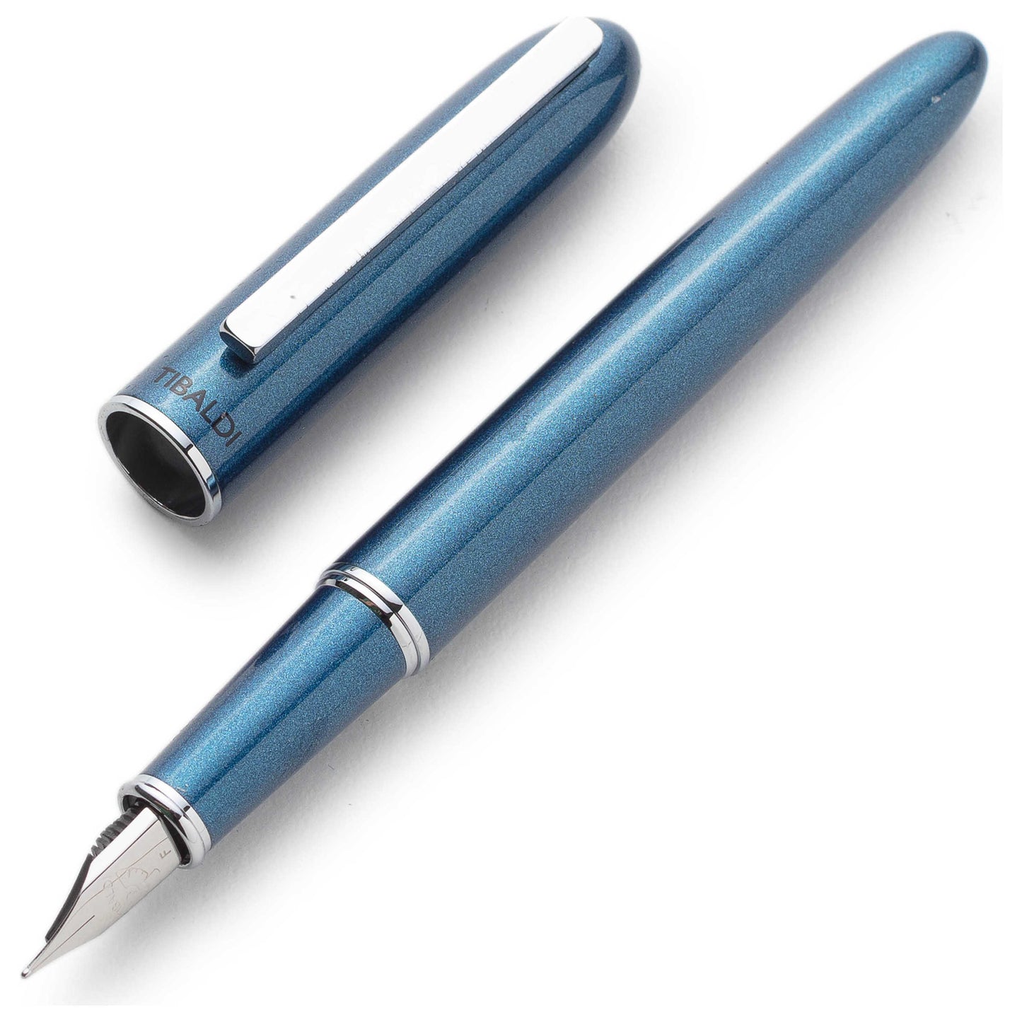 Right view of Tibaldi by Montegrappa Amazing Blue Pen DSC-534_FP-F