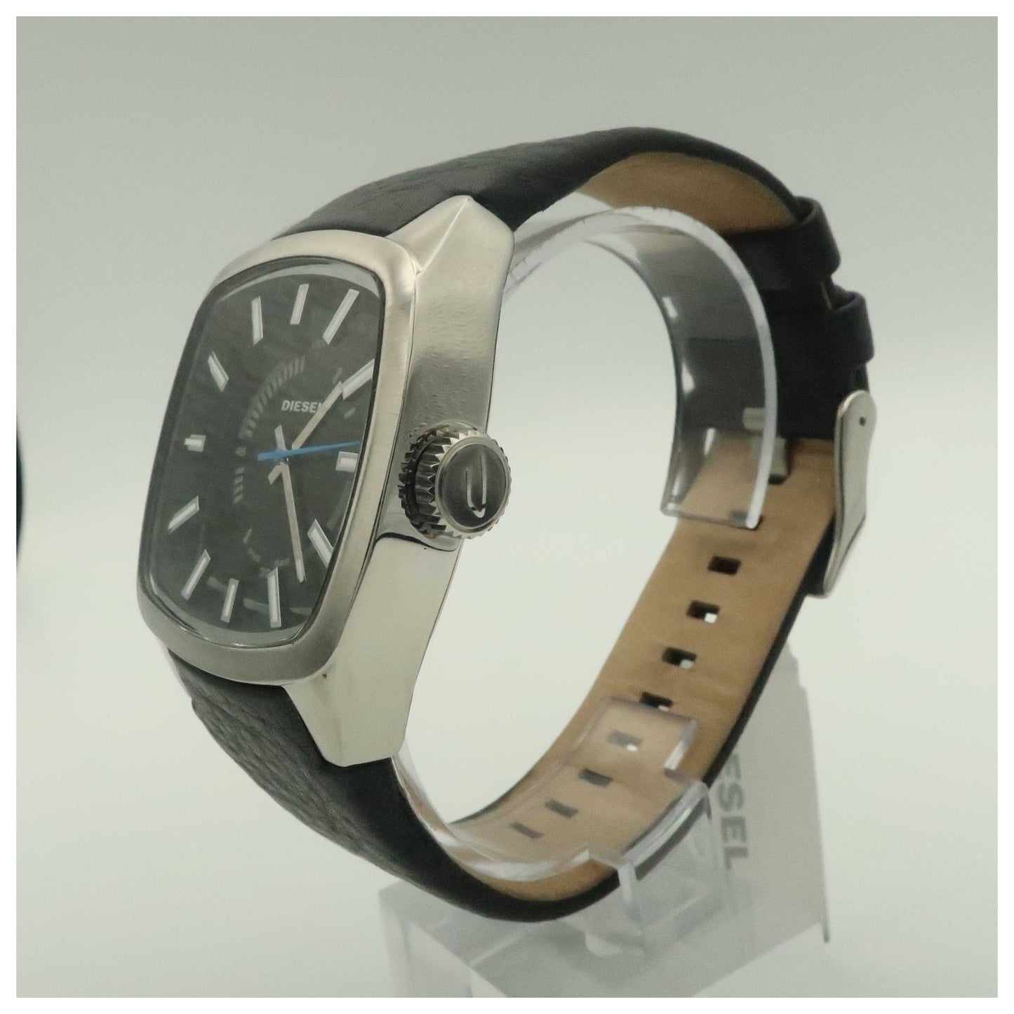 Diesel Strap Men's Japanese Quartz (Battery-Powered) Watch DZ1530-SDV - Image #4