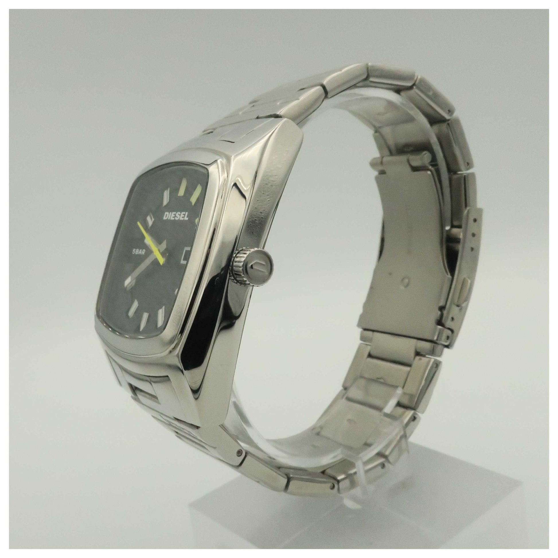 Diesel Bracelet Men's Japanese Quartz (Battery-Powered) Watch DZ1556-PO - Image #4