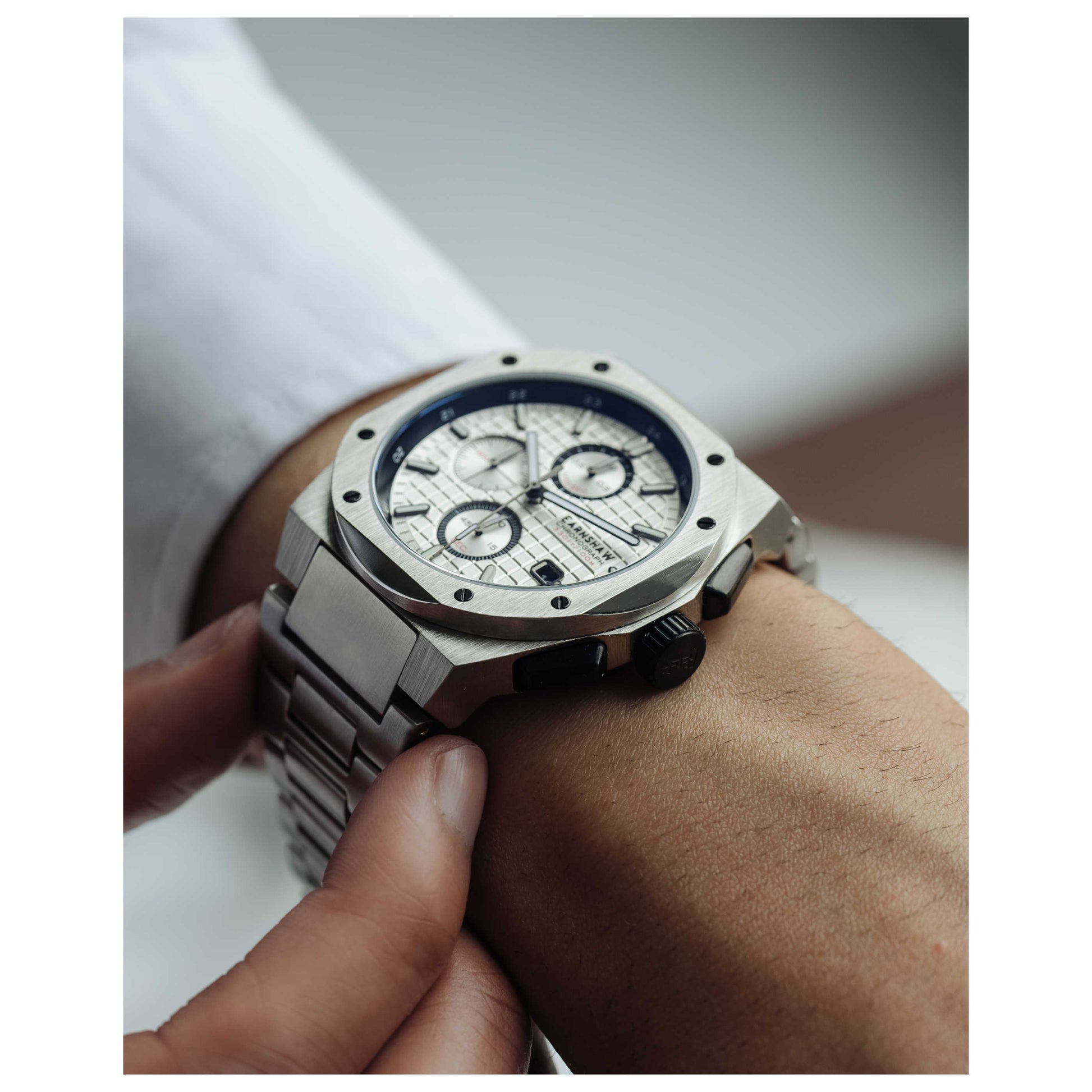 Thomas Earnshaw Bessemer Men's Quartz Watch ES-8254-11 - Image #2