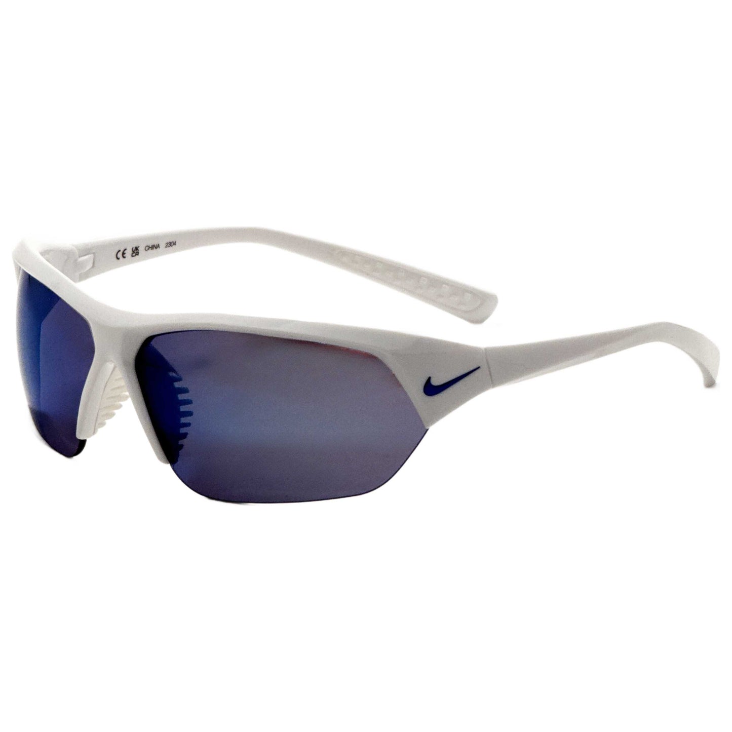 Front view of Nike Skylon Men's Sunglasses FQ4683-104