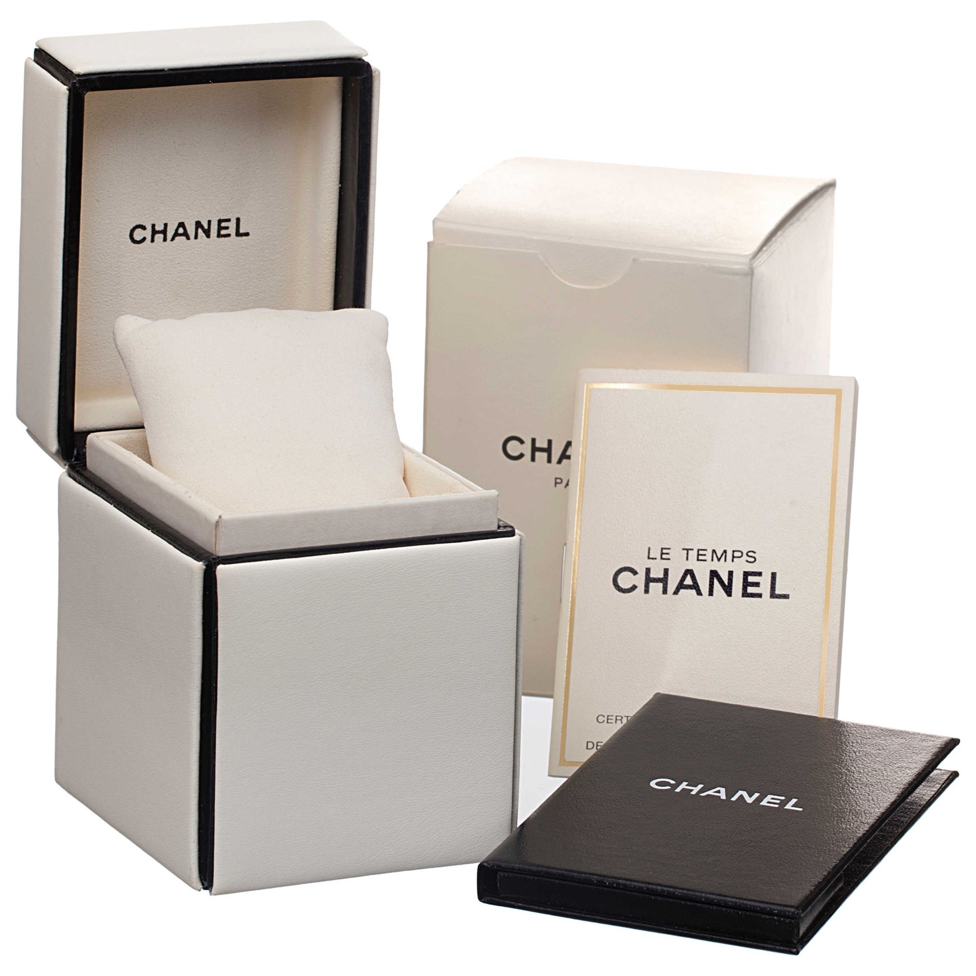 Chanel Dress Women's Swiss Quartz (Battery-Powered) Watch H0106 - Image #6