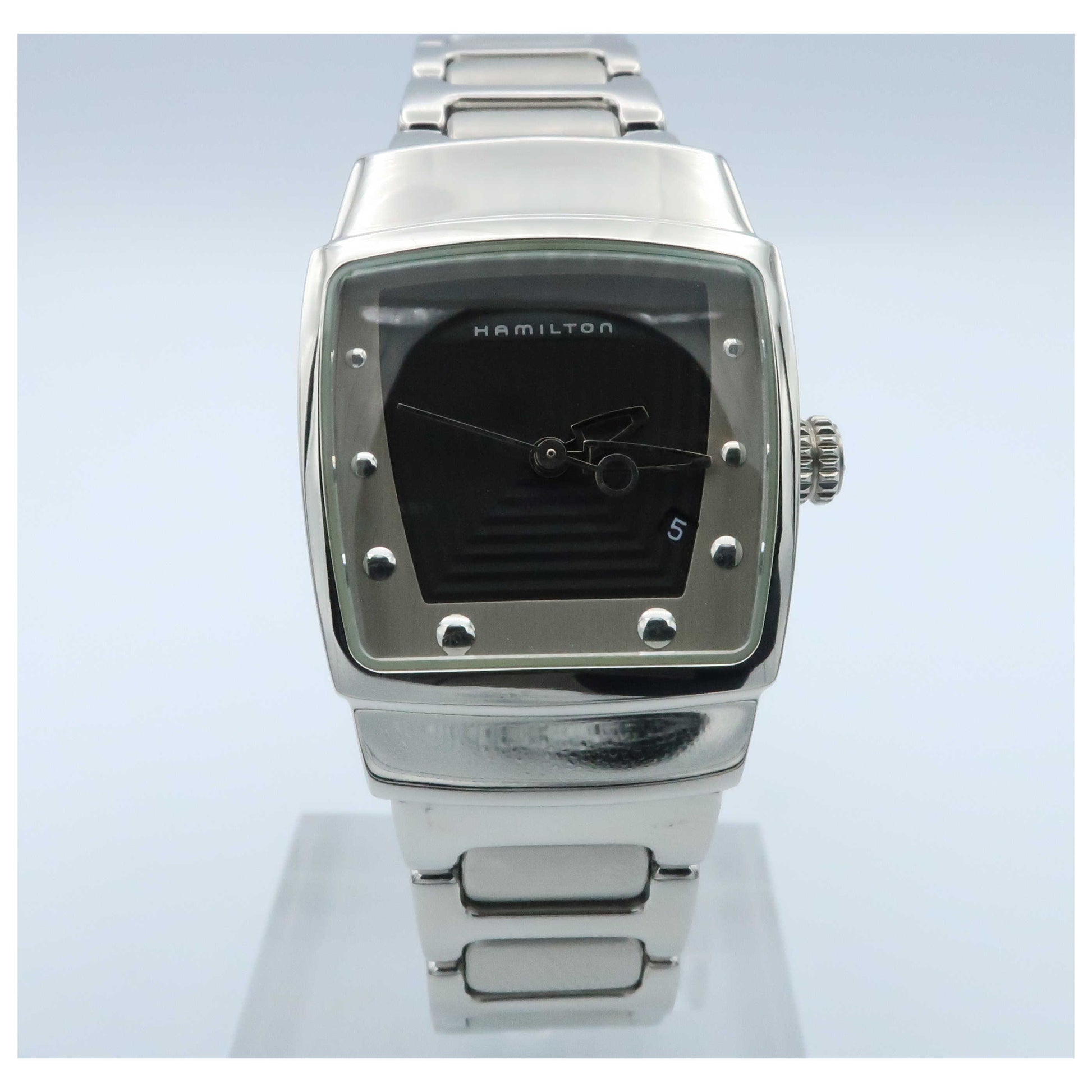 Front view of Hamilton Everest Women's Swiss Quartz (Battery-Powered) Watch H16211132-SD