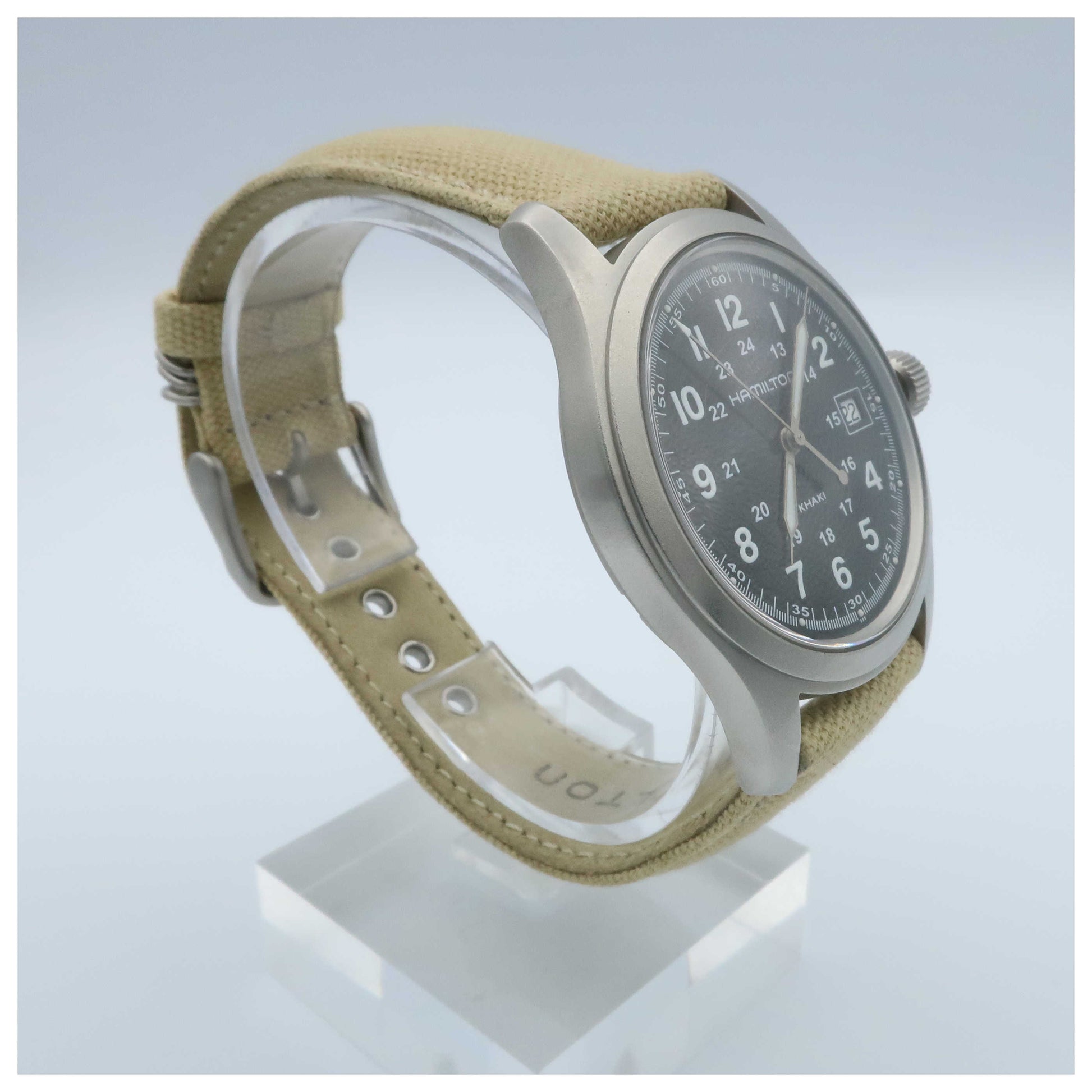 Hamilton Khaki Field Men's Swiss Quartz (Battery-Powered) Watch H68411633-SDV - Image #3