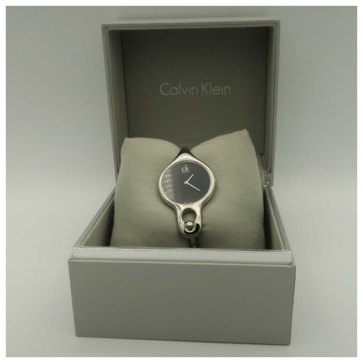 Calvin Klein Air Women's Swiss Quartz (Battery-Powered) Watch K1N23102-SDV - Image #6