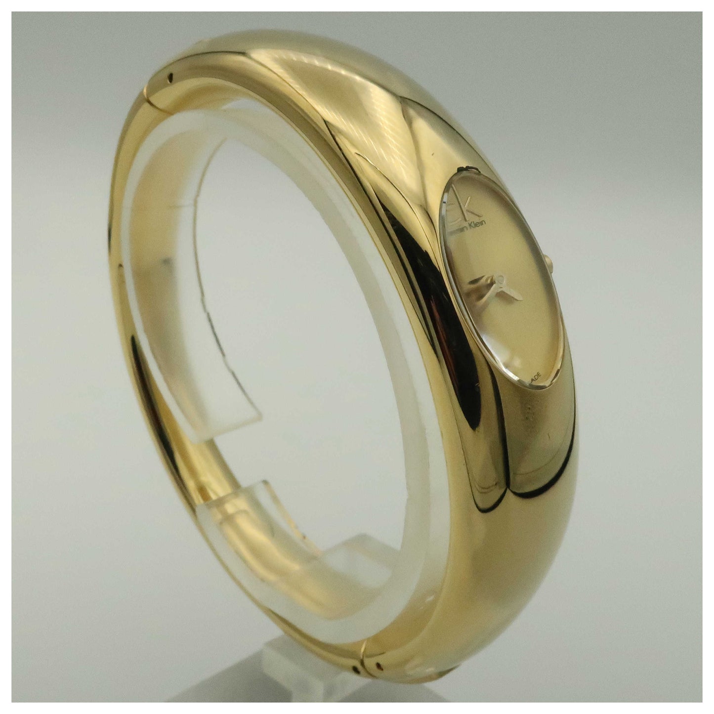 Calvin Klein Exquisite Women's Swiss Quartz (Battery-Powered) Watch K1Y22209-PO - Image #3