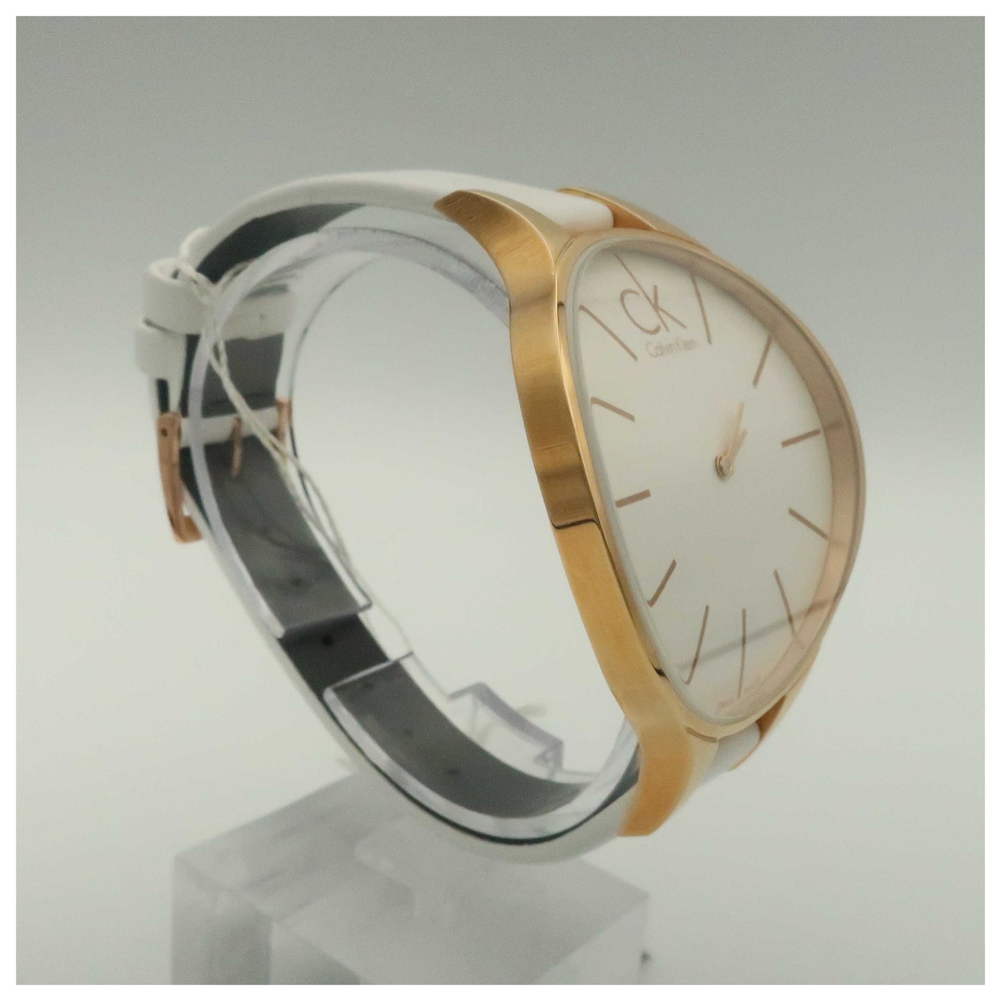 Calvin Klein Glow Women's Swiss Quartz (Battery-Powered) Watch K2B23601-PO - Image #3