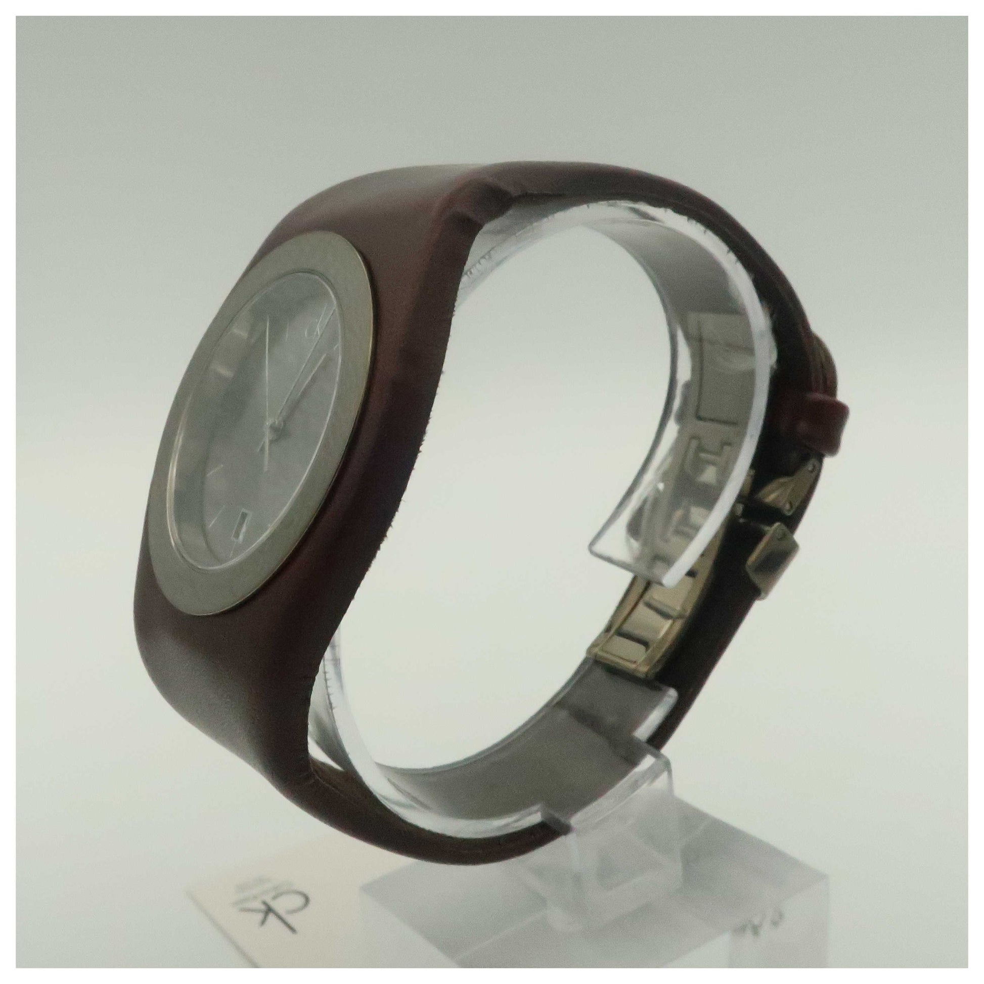 Calvin Klein Logo Women's Swiss Quartz (Battery-Powered) Watch K4723126-SDV - Image #4