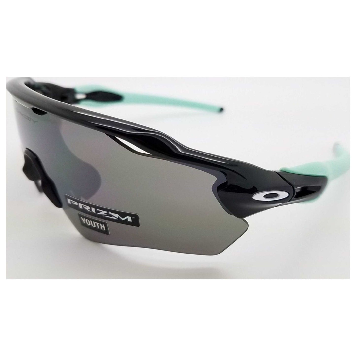 Front view of Oakley Radar Unisex Sunglasses OJ9001-10-31