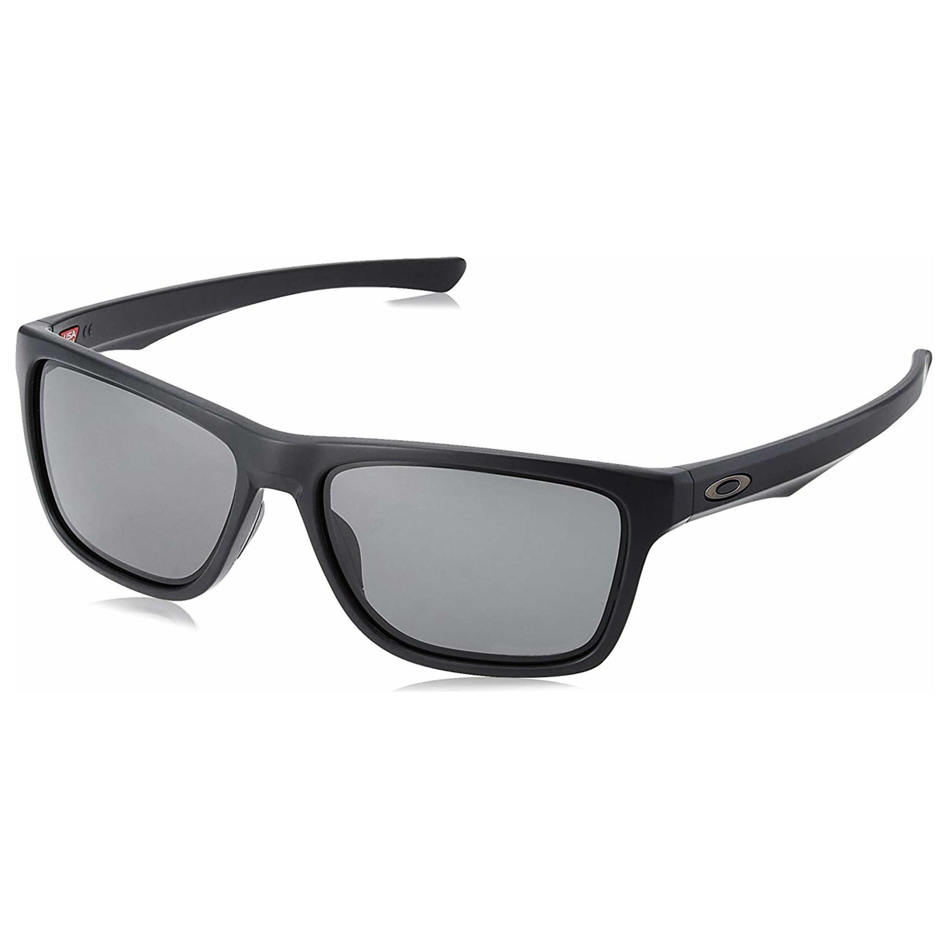 Front view of Oakley Sport Men's Sunglasses OO933408