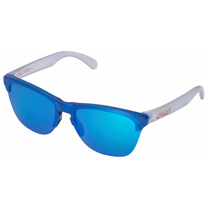 Front view of Oakley Sport Men's Sunglasses OO9374-07