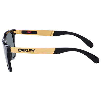 Right view of Oakley Frogskins Mix Men's Sunglasses OO9428-0255