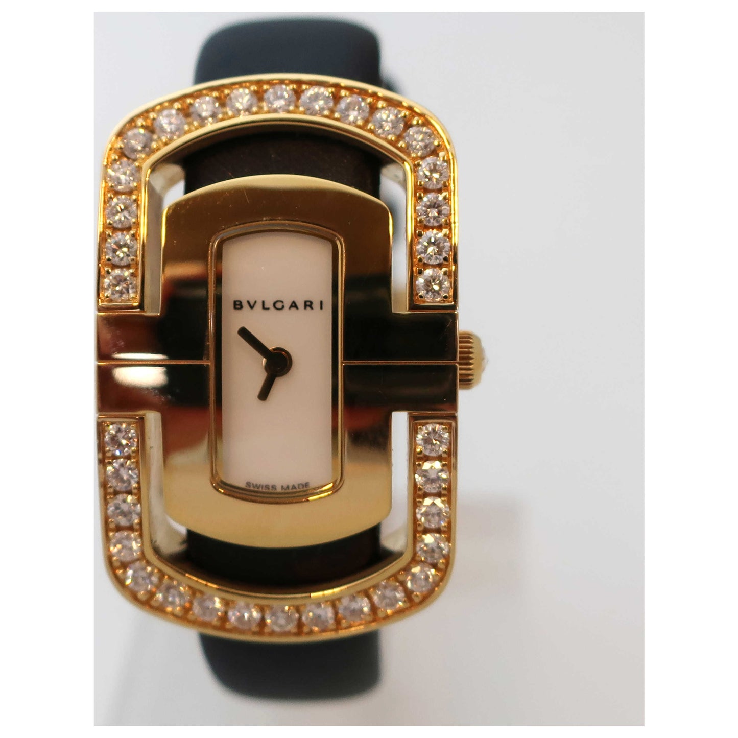 Front view of Bulgari Parentesi Women's Swiss Quartz (Battery-Powered) Watch PA35WD1GL-SD