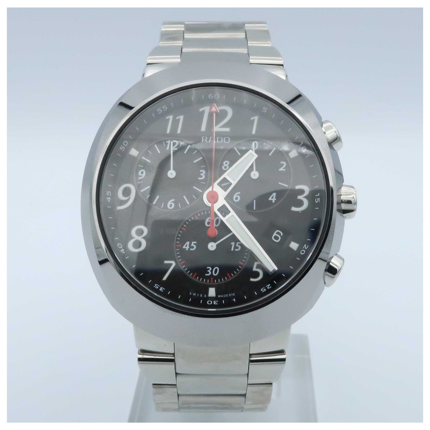 Front view of Rado D-Star Men's Swiss Quartz (Battery-Powered) Watch R15937163-SDV