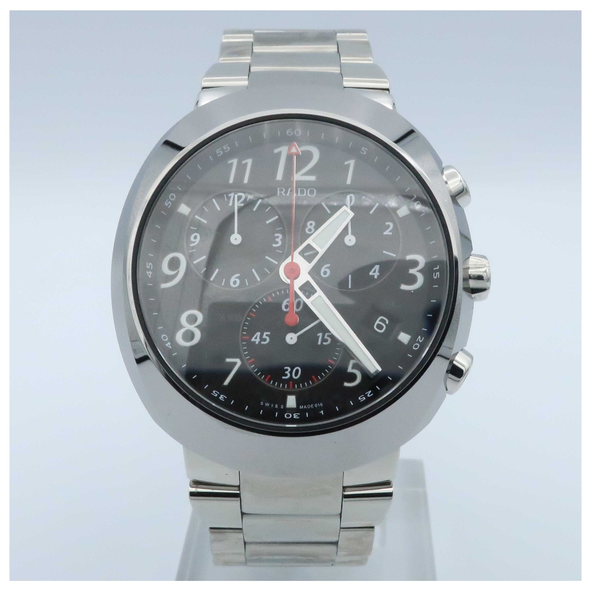 Front view of Rado D-Star Men's Swiss Quartz (Battery-Powered) Watch R15937163-SDV