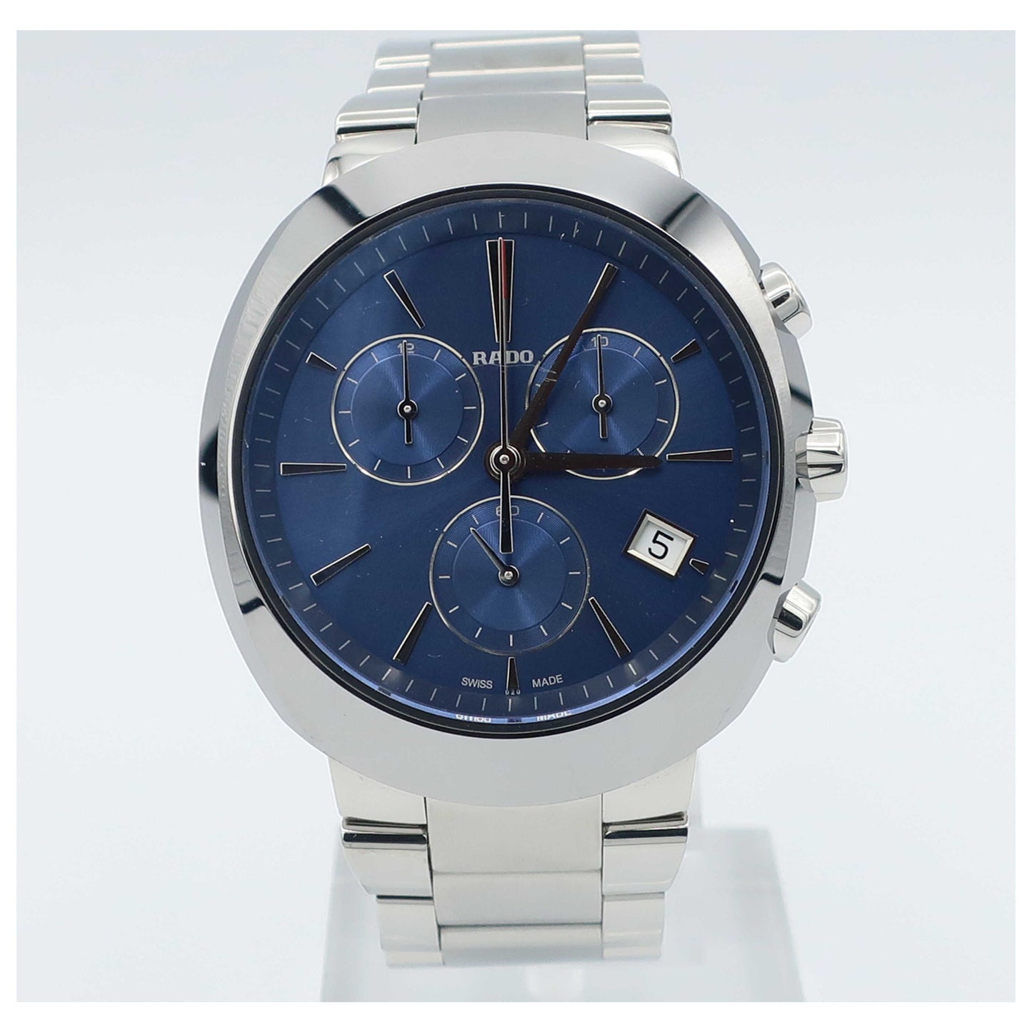 Front view of Rado D-Star Men's Swiss Quartz (Battery-Powered) Watch R15937203-SD2