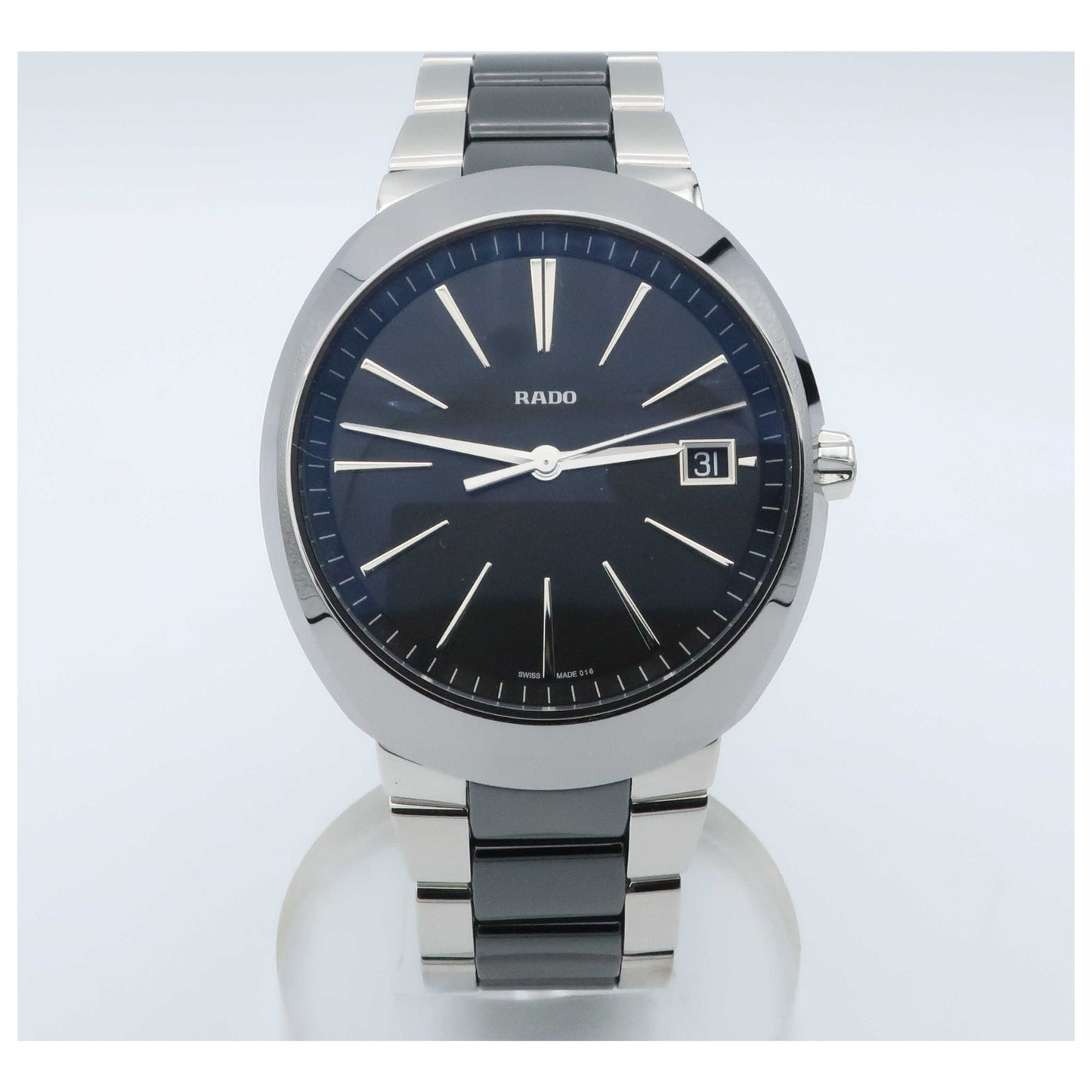 Front view of Rado D-Star Men's Swiss Quartz (Battery-Powered) Watch R15943162-SDV2