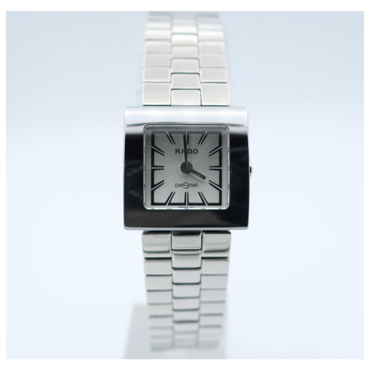 Front view of Rado Diastar Women's Swiss Quartz (Battery-Powered) Watch R18682113-SD