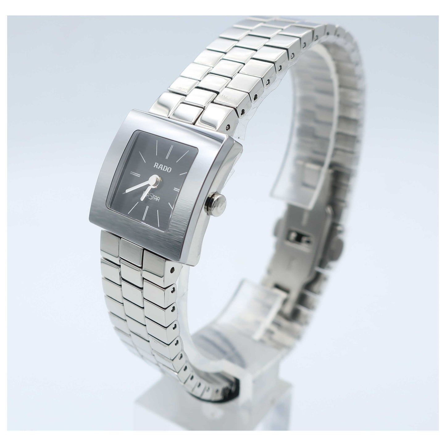 Rado Diastar Women's Swiss Quartz (Battery-Powered) Watch R18682183-SD - Image #4