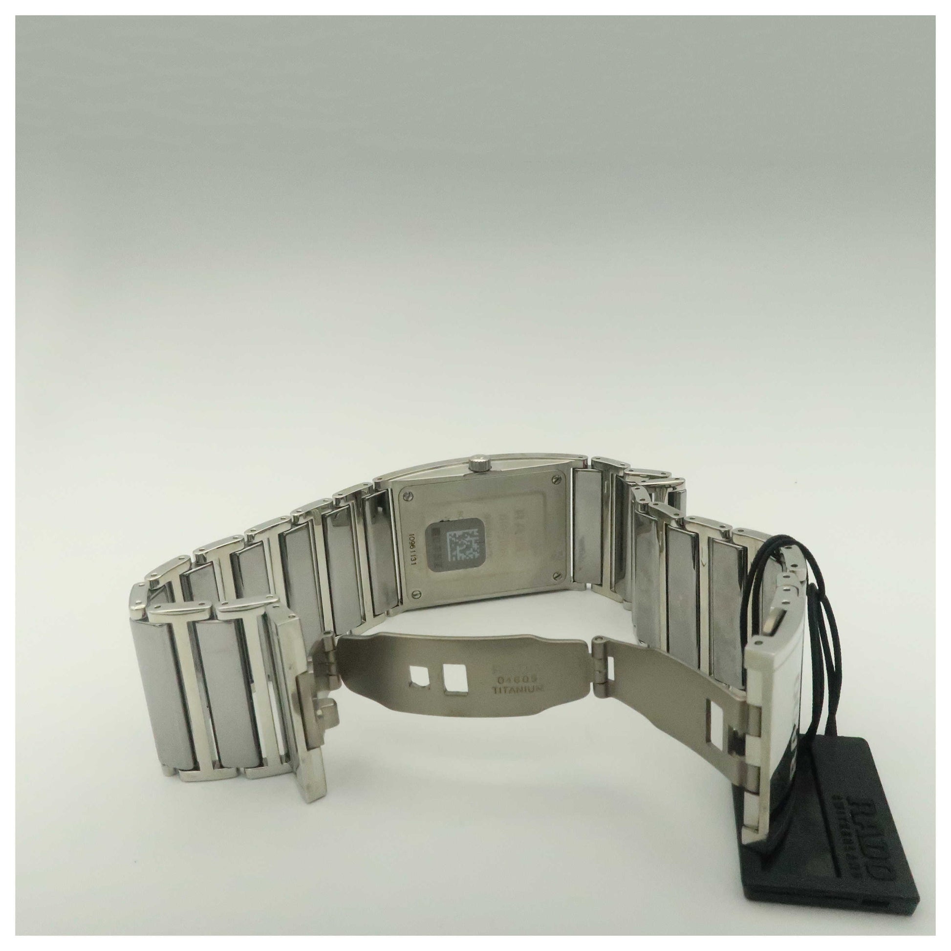 Rado Integral Women's Swiss Quartz (Battery-Powered) Watch R20731712-SDV - Image #7